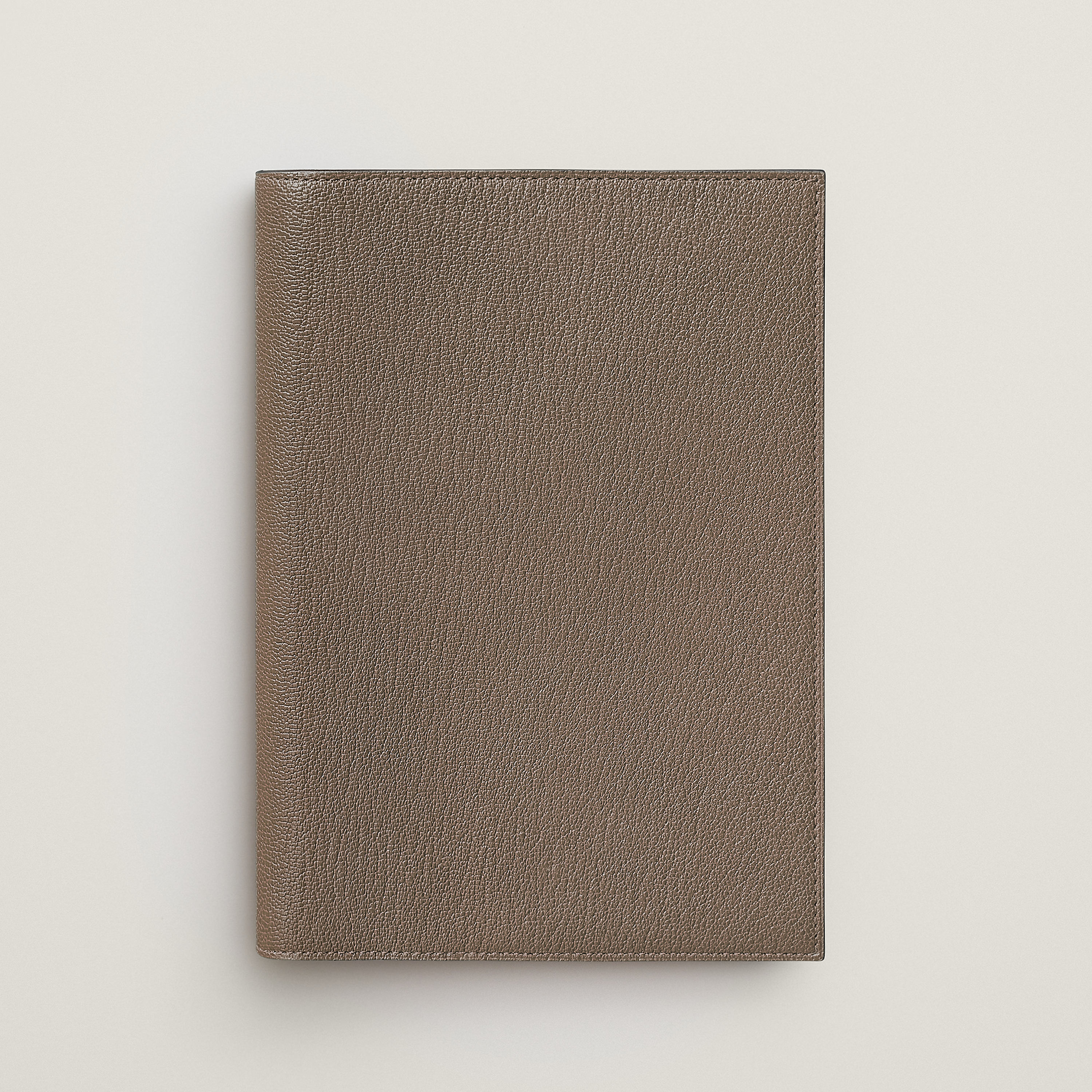 Globe Trotter Agenda Cover