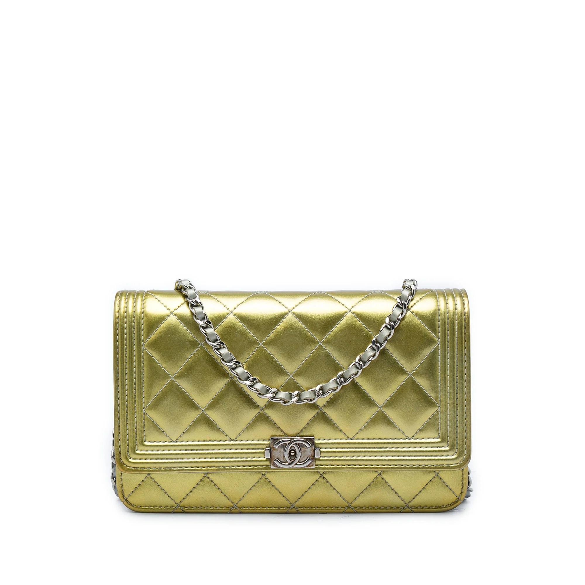 Wallet On Chain Boy patent leather handbag