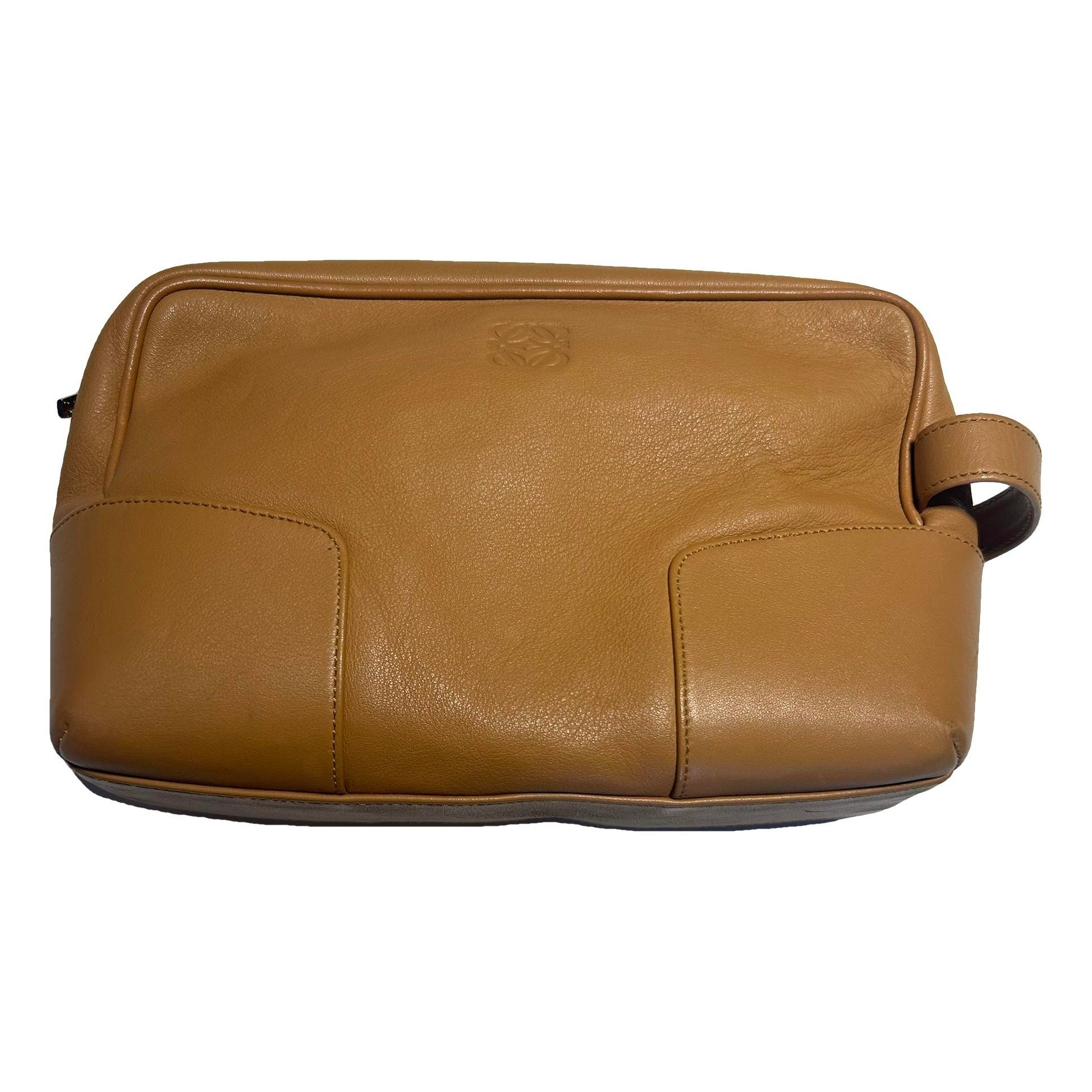 T Pouch leather clutch bag