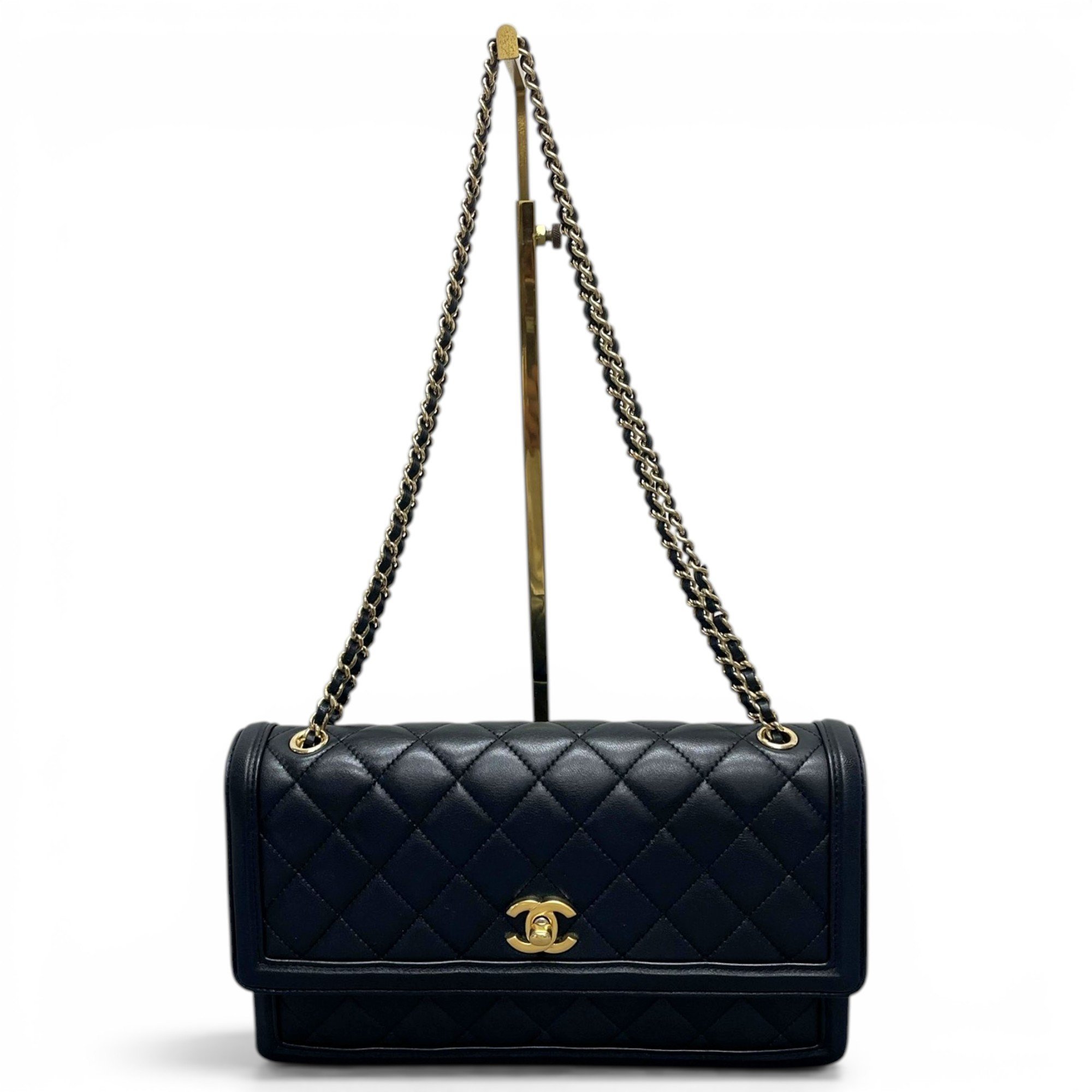 Timeless/Classique leather crossbody bag