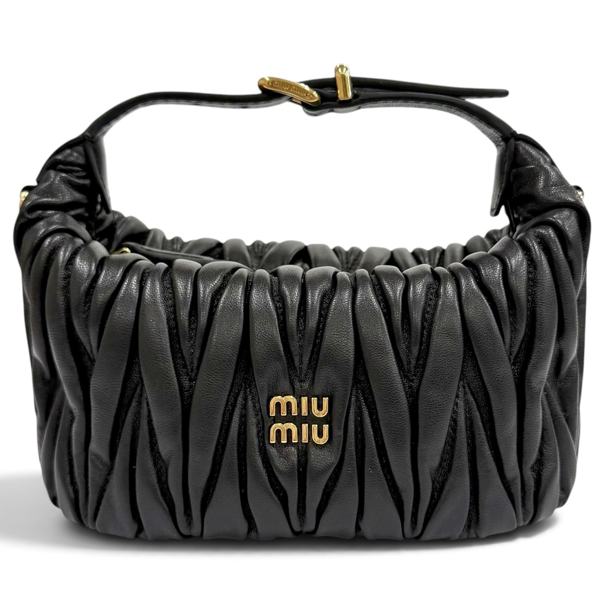Matelassé leather handbag