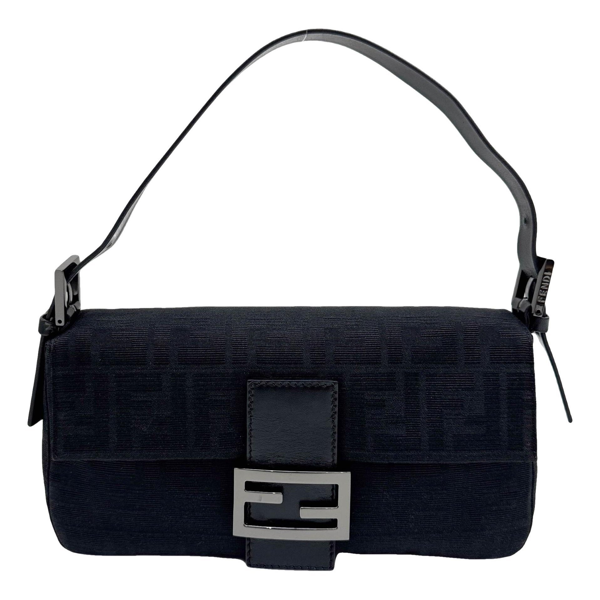 Baguette cloth handbag