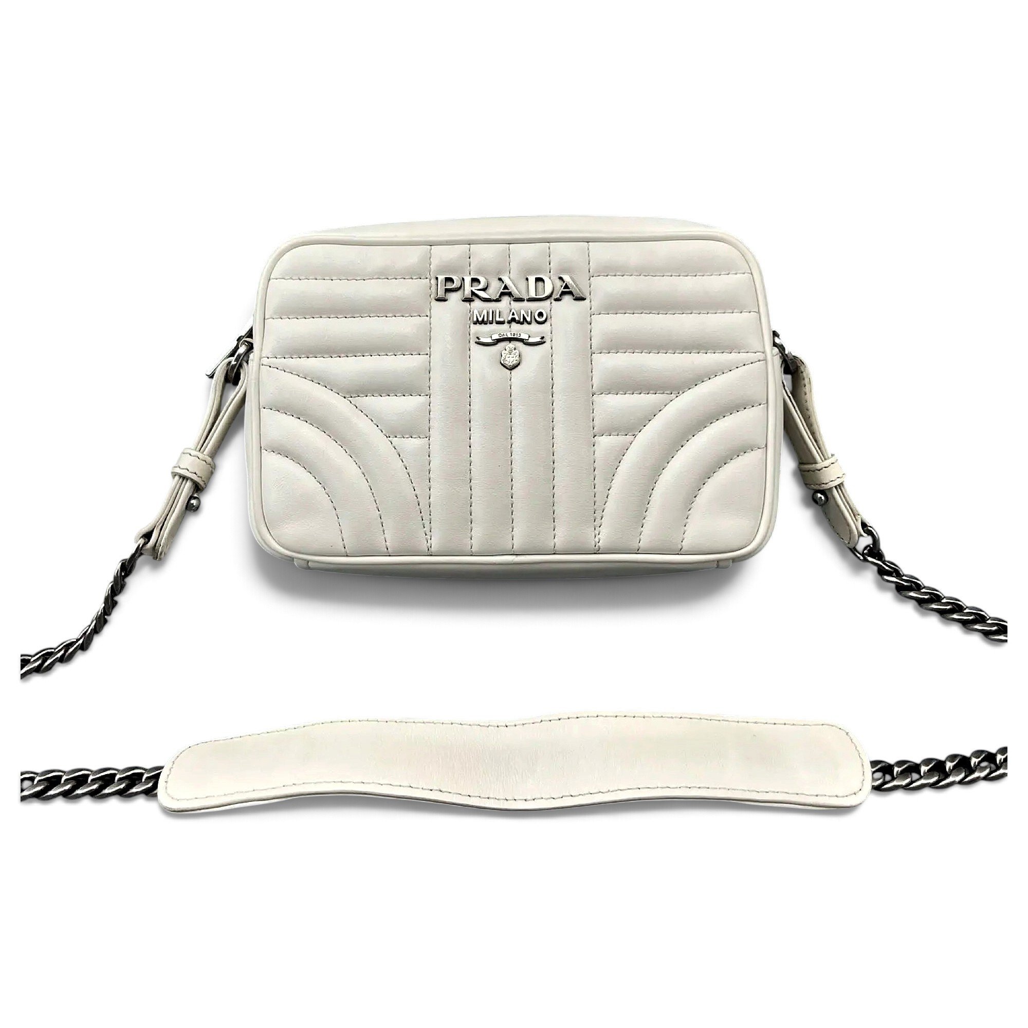 Diagramme leather crossbody bag