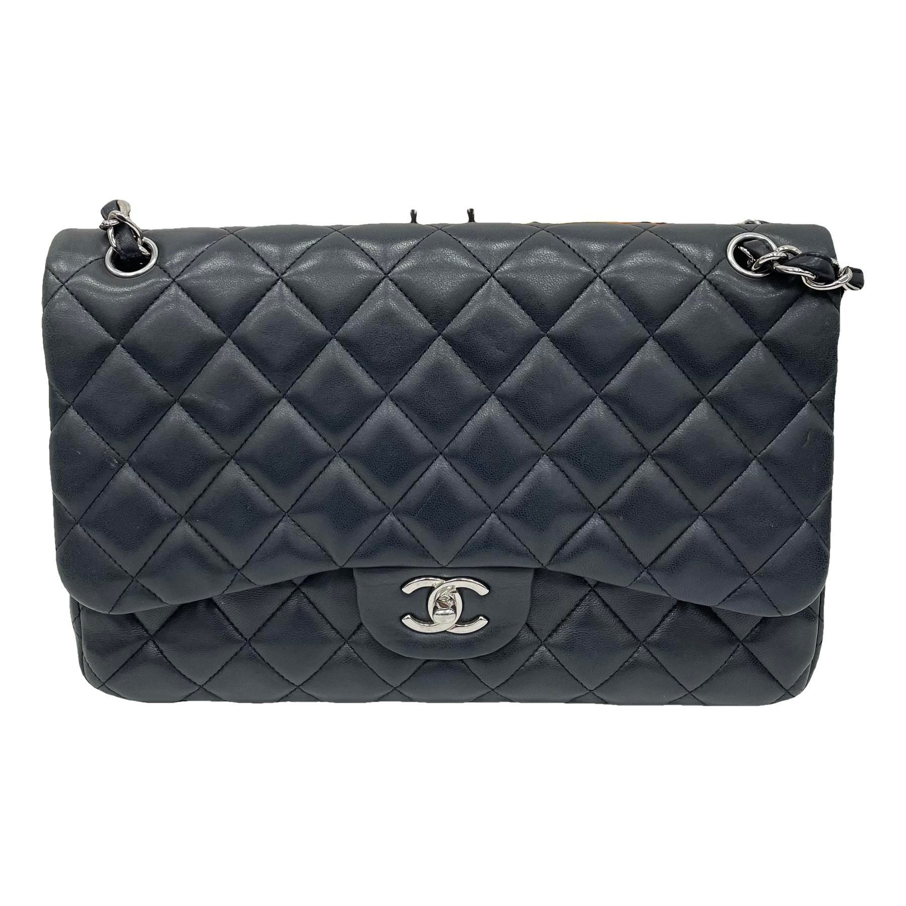 Timeless/Classique leather handbag