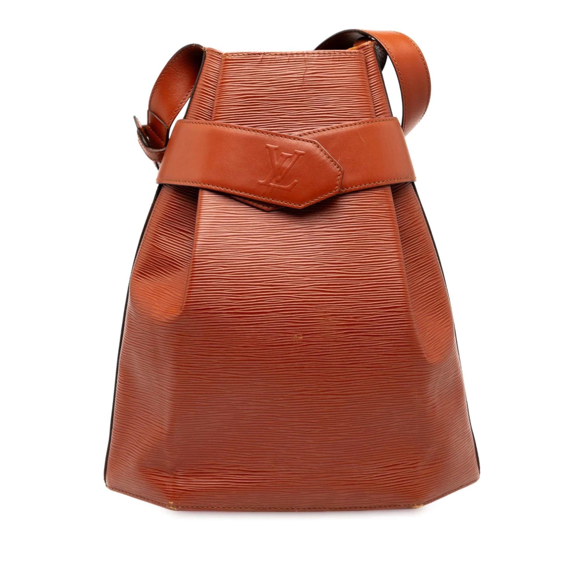 Bucket leather bag