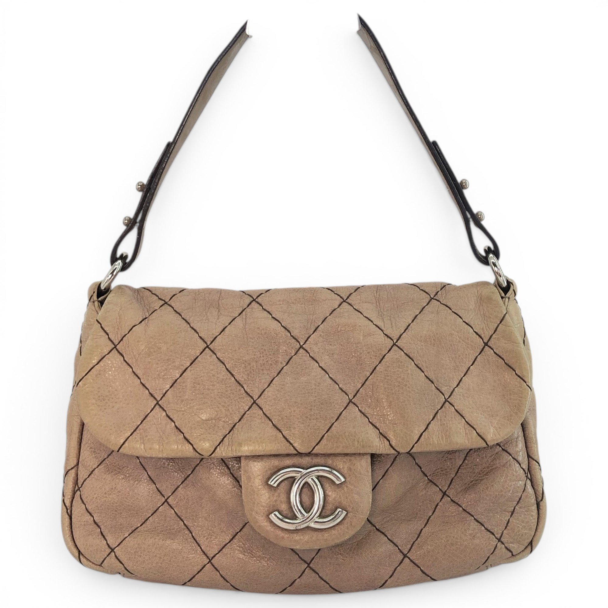 Timeless/Classique leather crossbody bag