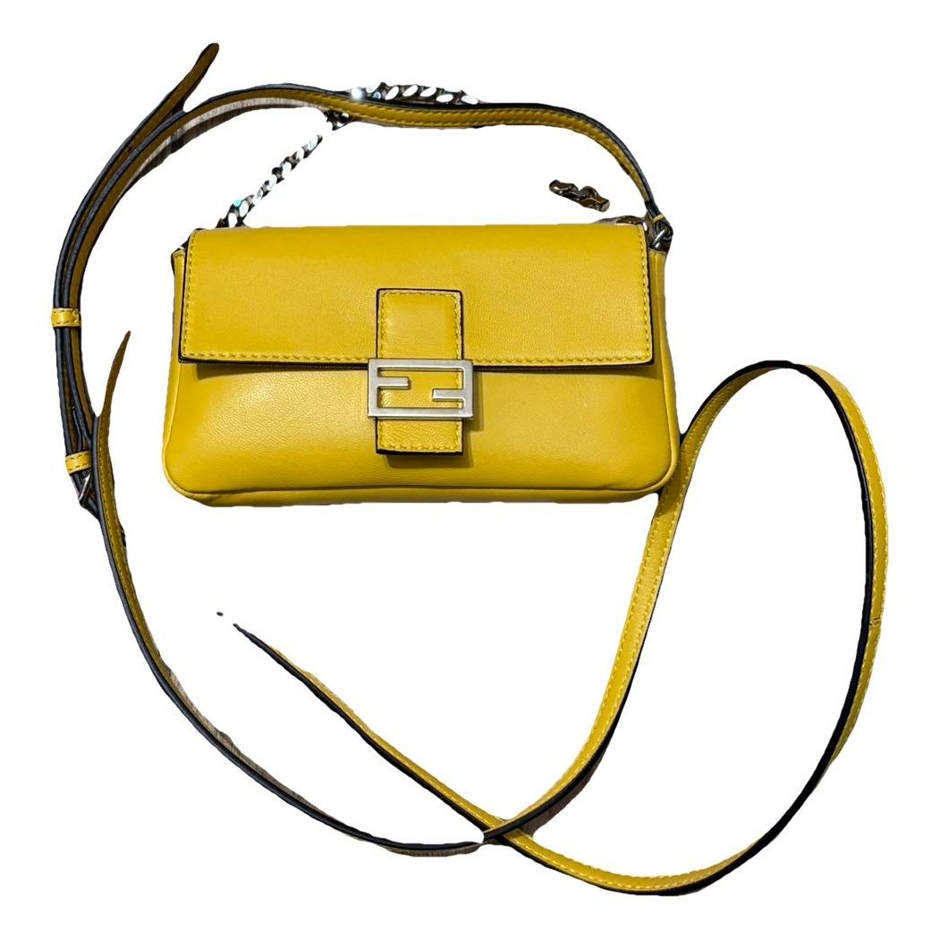 Fendi Leather clutch bag