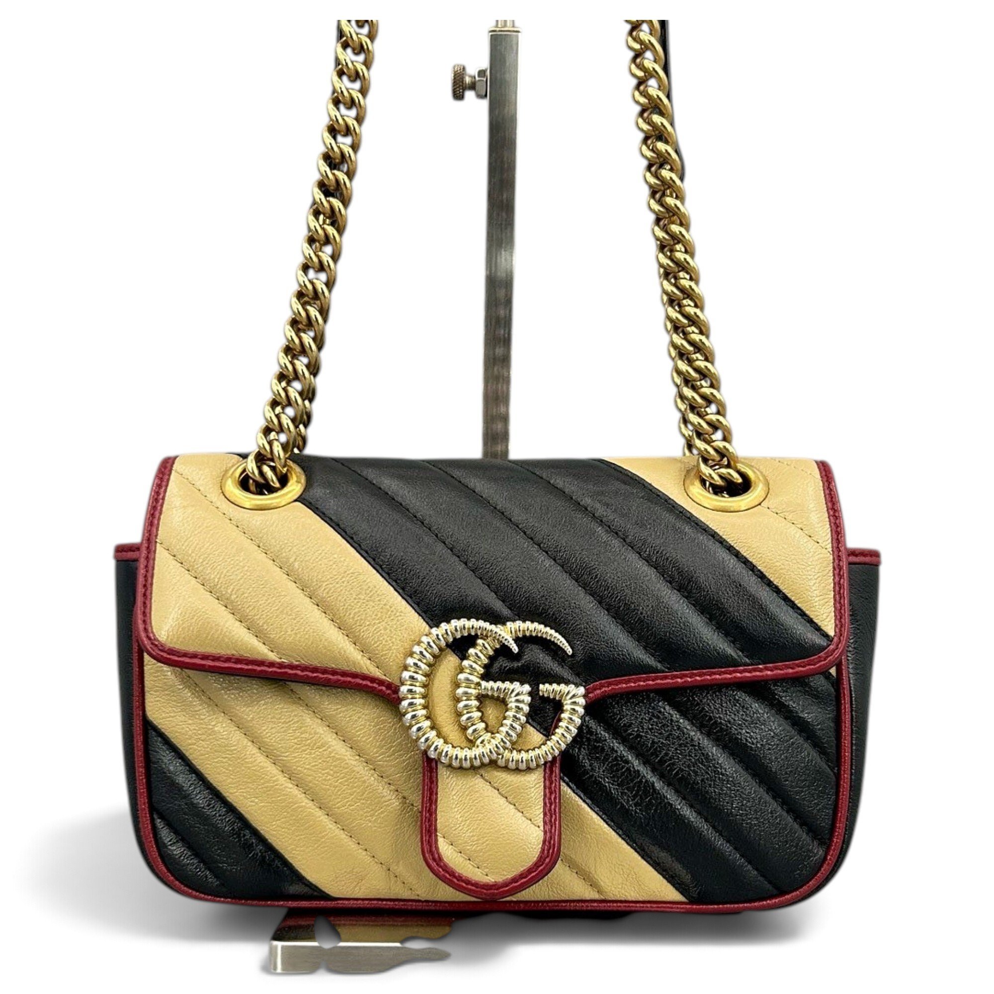 GG Marmont Flap leather crossbody bag