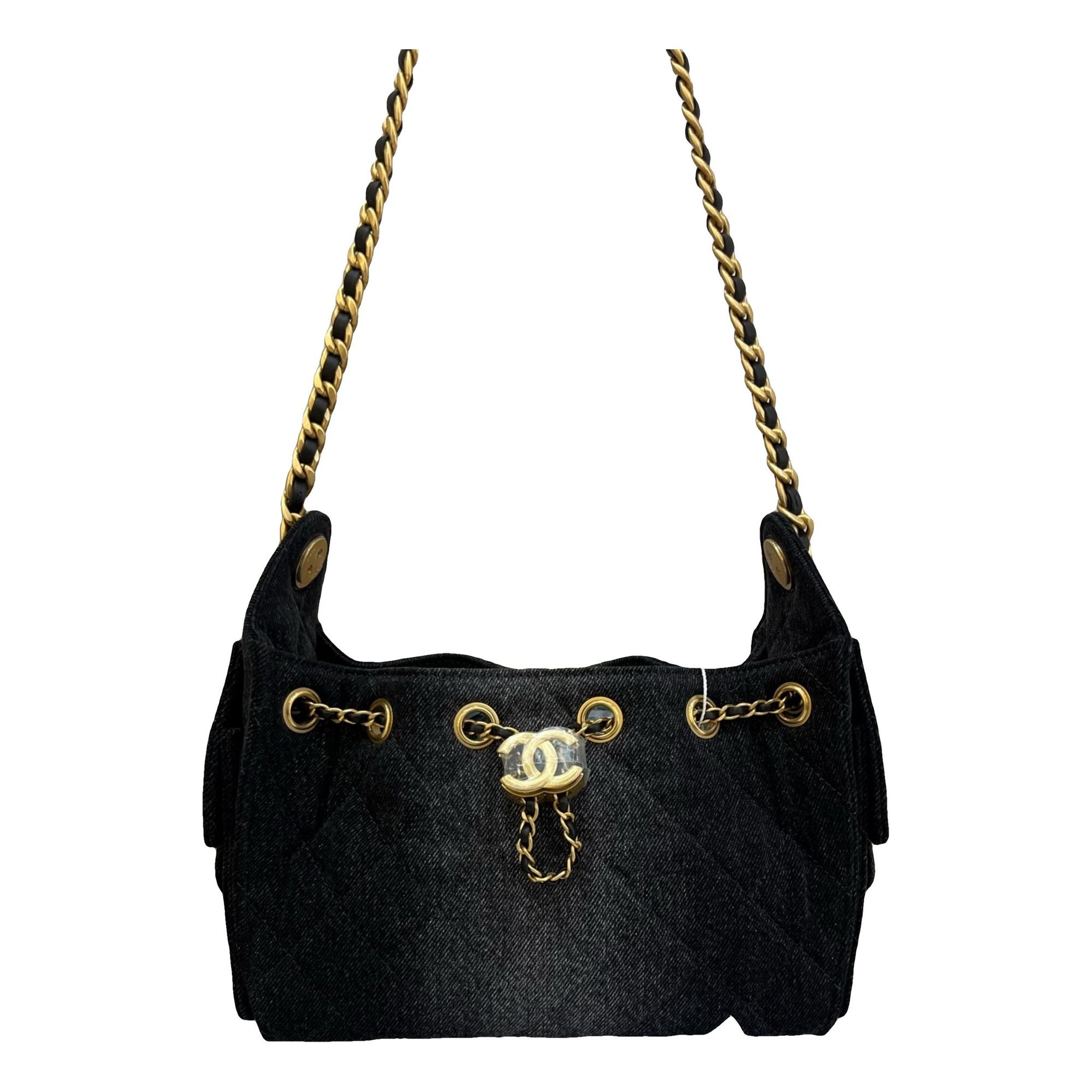 Chanel 25 tote