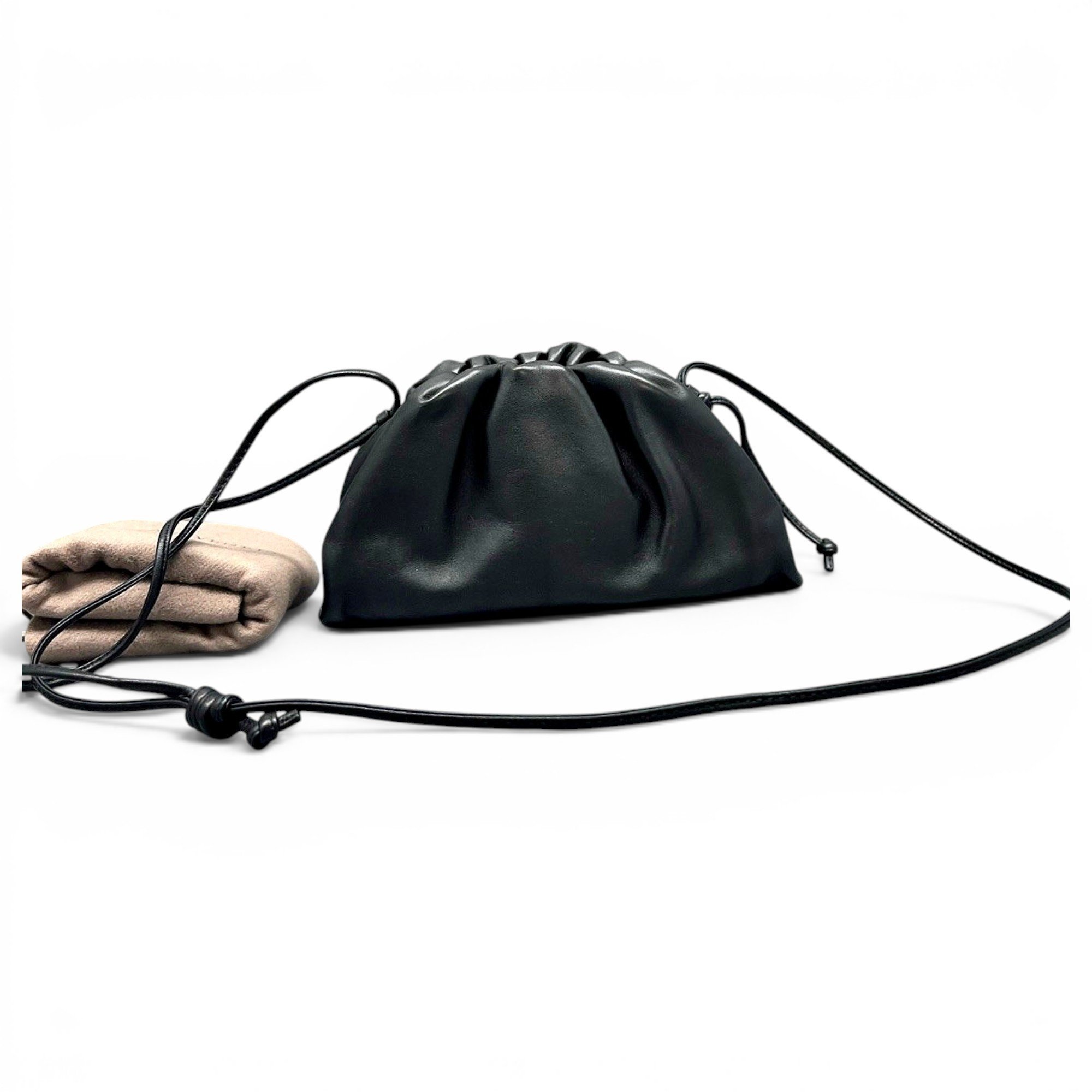 Pouch leather handbag