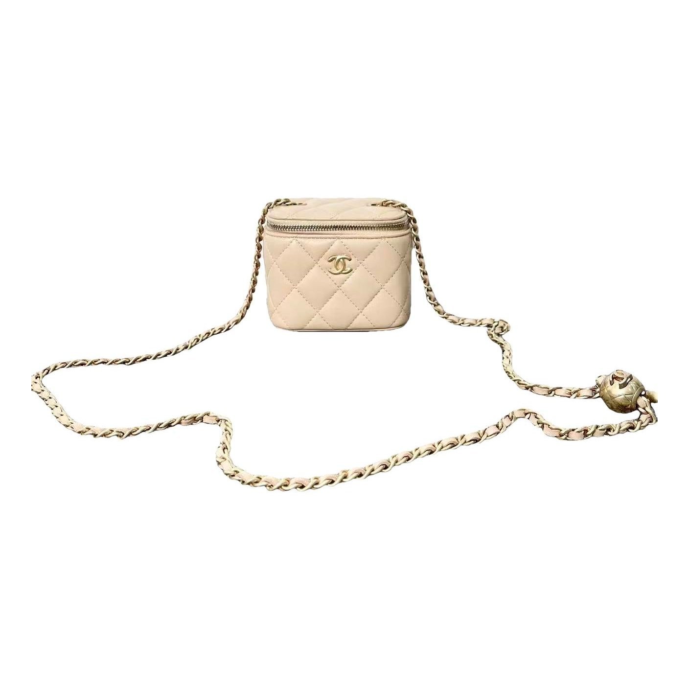 Trendy CC Vanity leather handbag