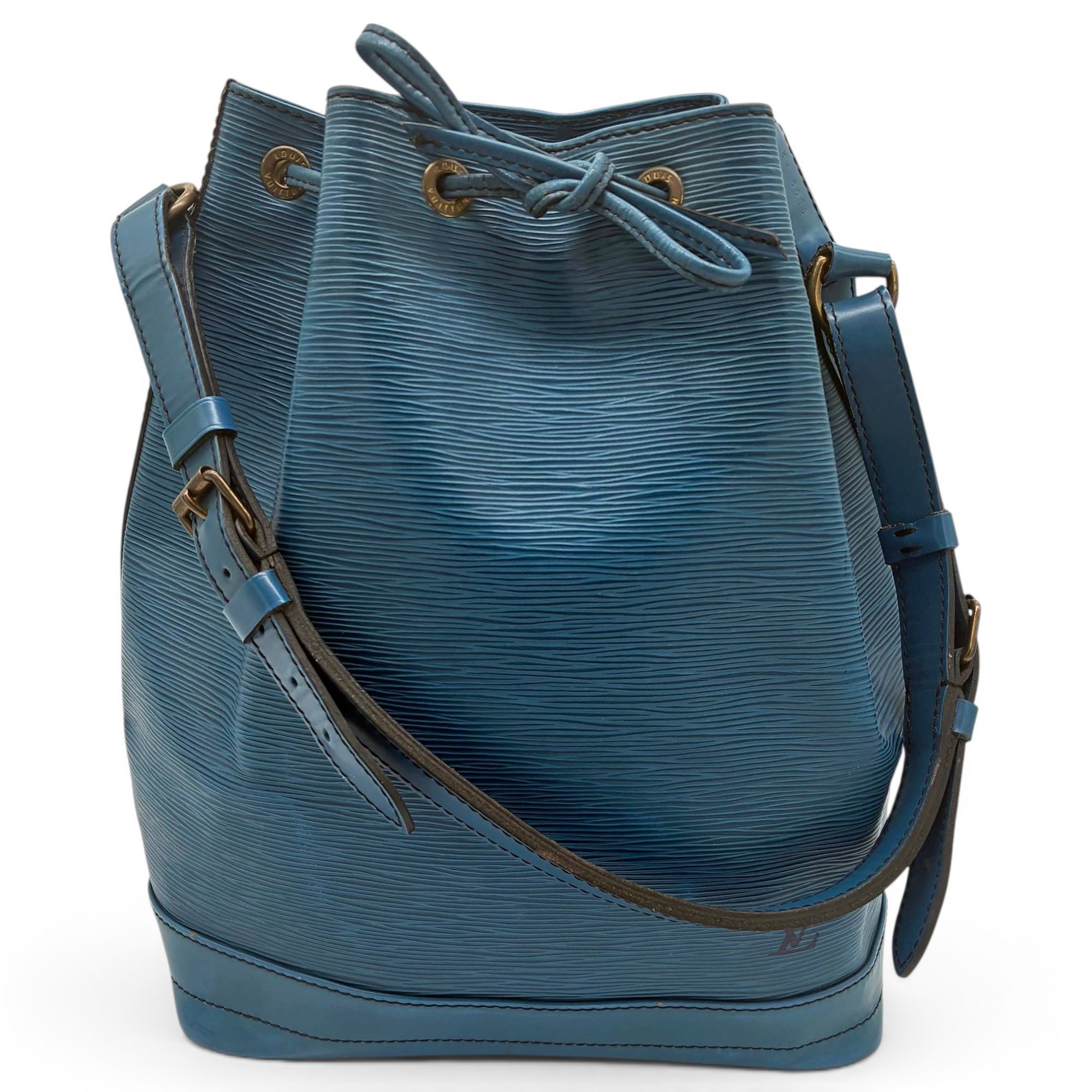 Noé leather handbag