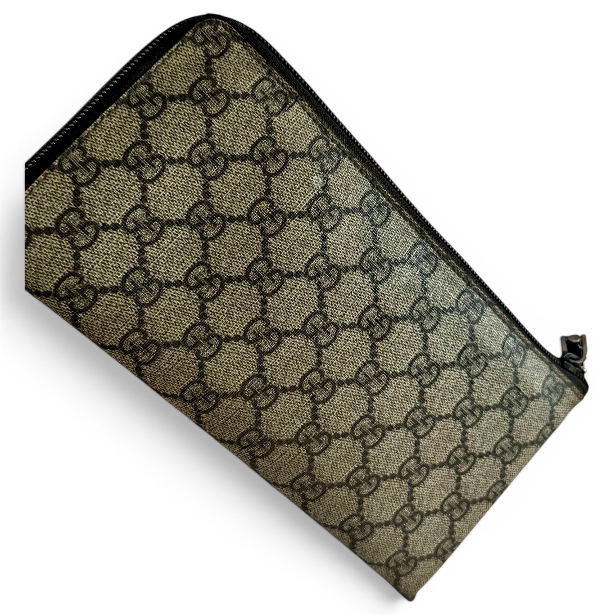 Leather clutch bag