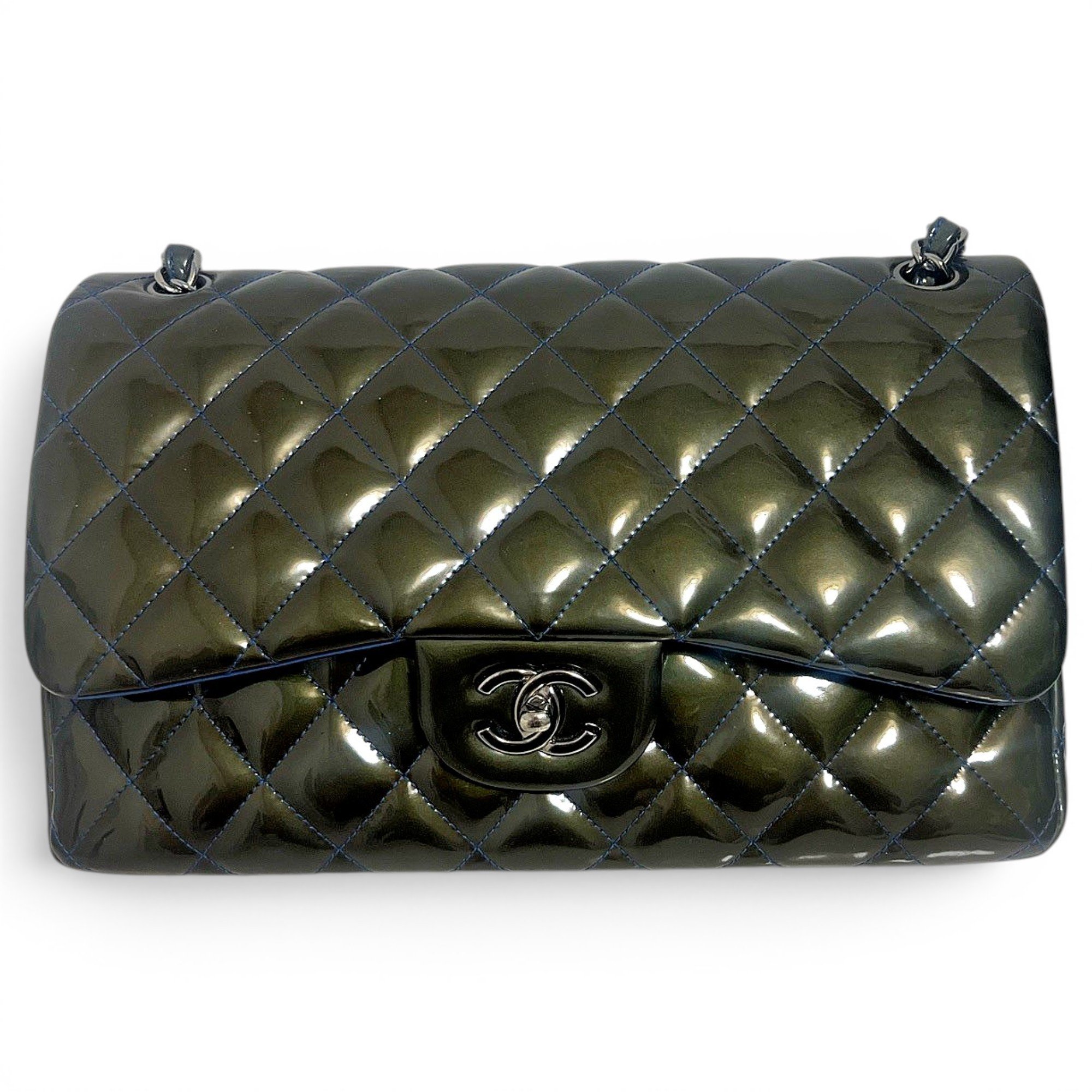 Timeless/Classique patent leather crossbody bag