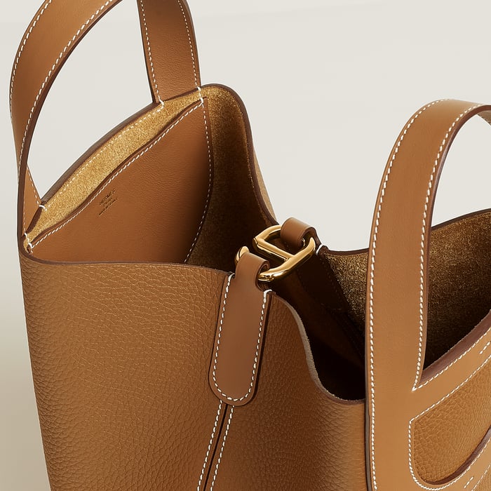 Gold Hermès In-the-loop 23 Bag