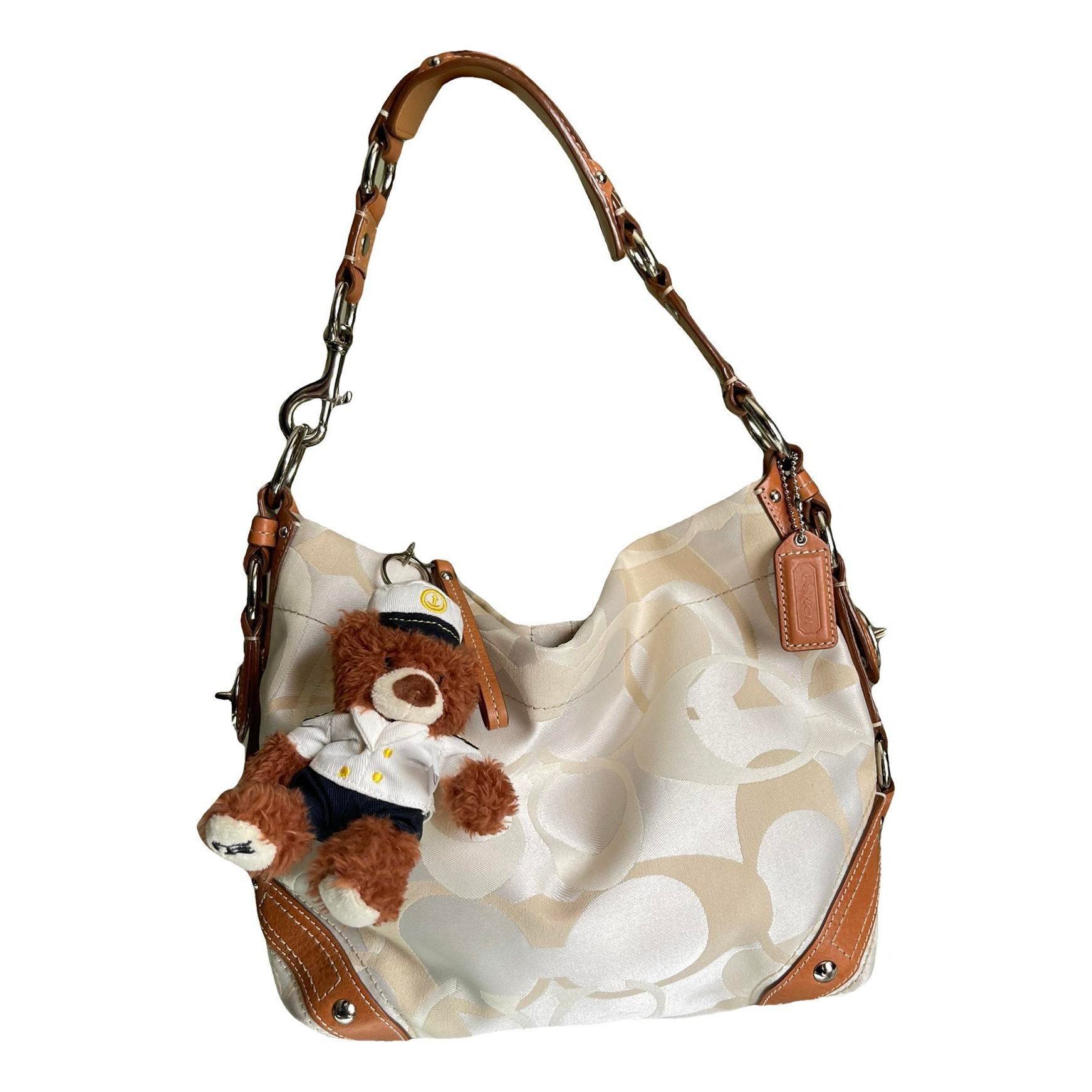 Carly leather tote