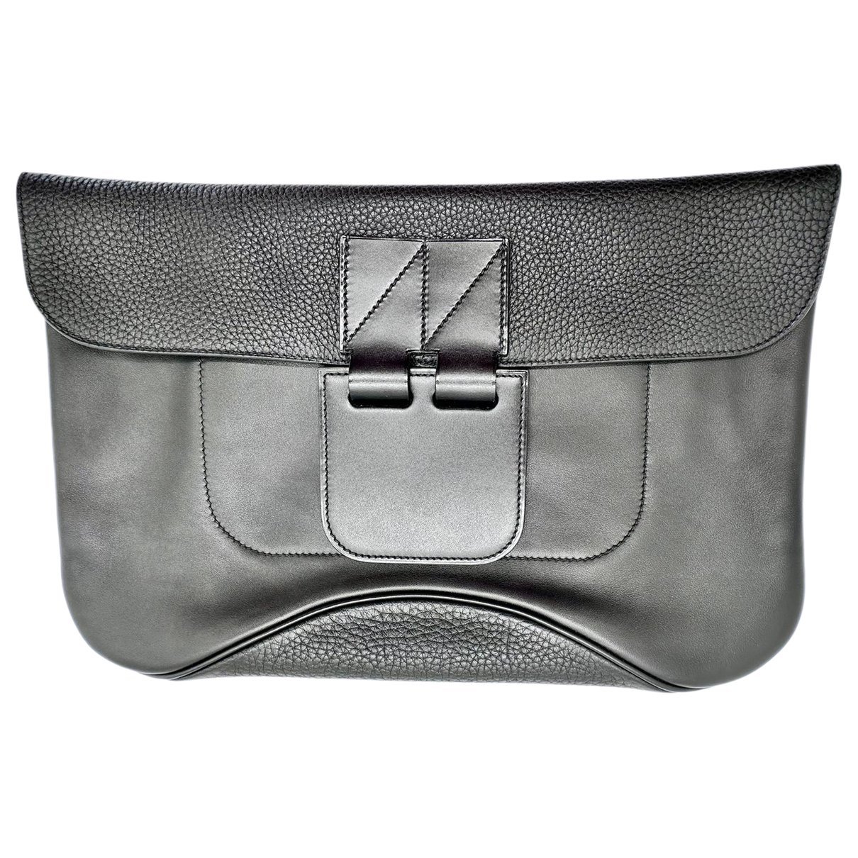 Virevolte leather clutch bag