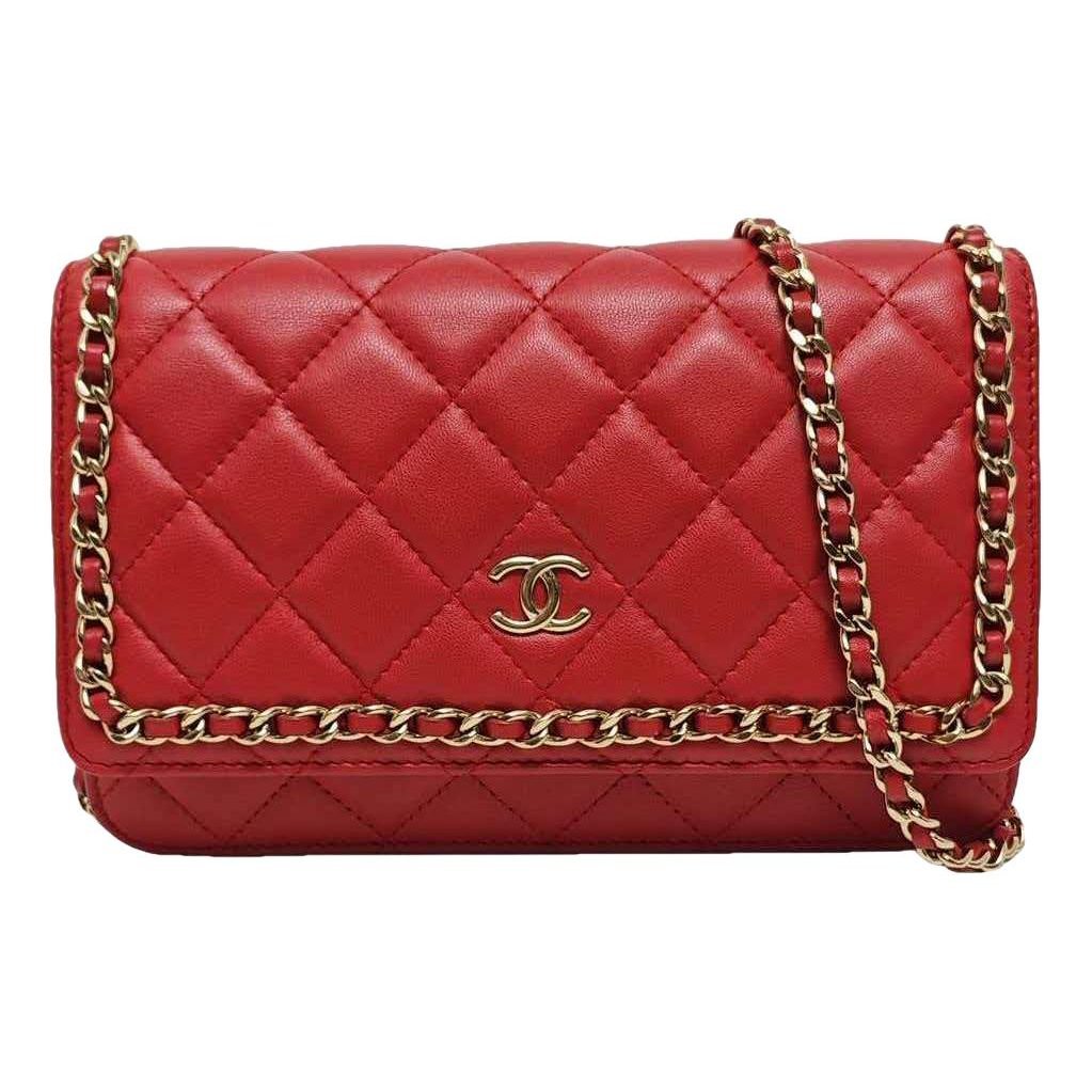 Wallet On Chain Timeless/Classique leather crossbody bag