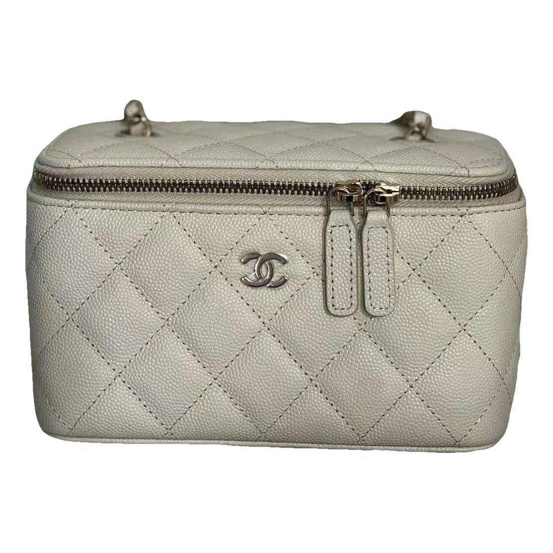 Vanity leather handbag