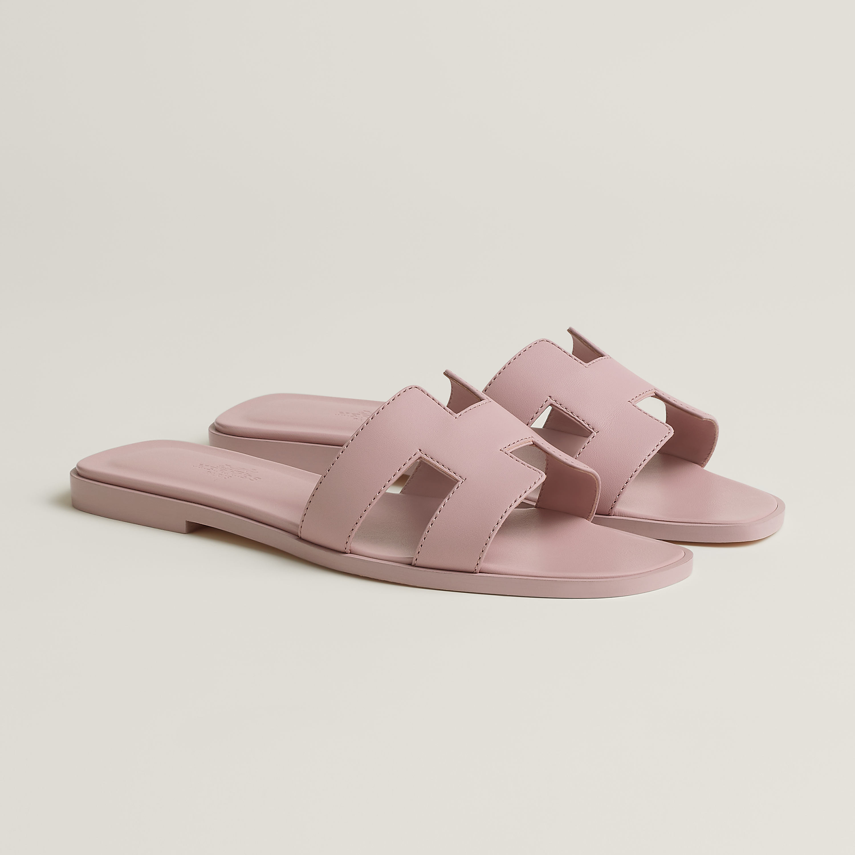 Oran sandal