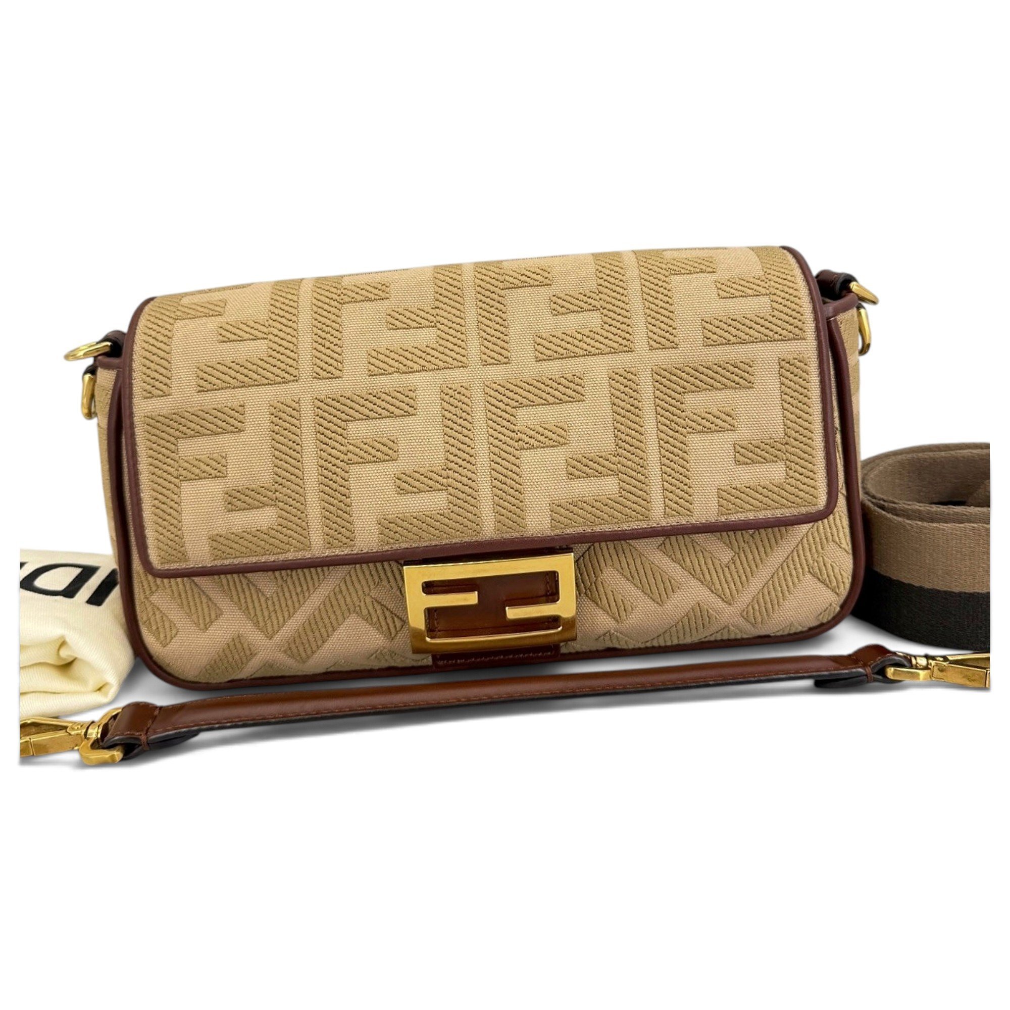 Baguette cloth handbag