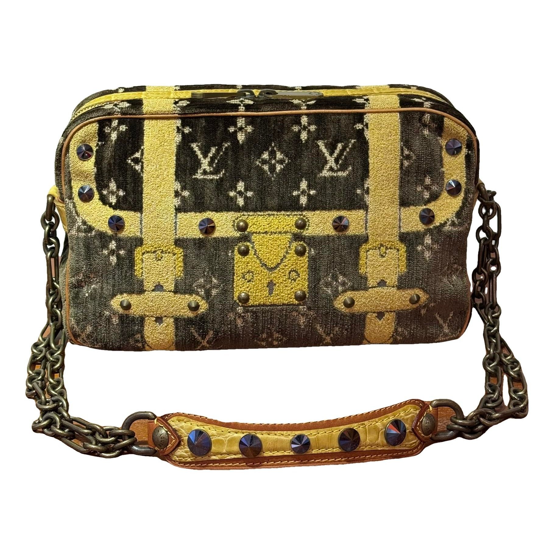 Trompe l'œil handbag