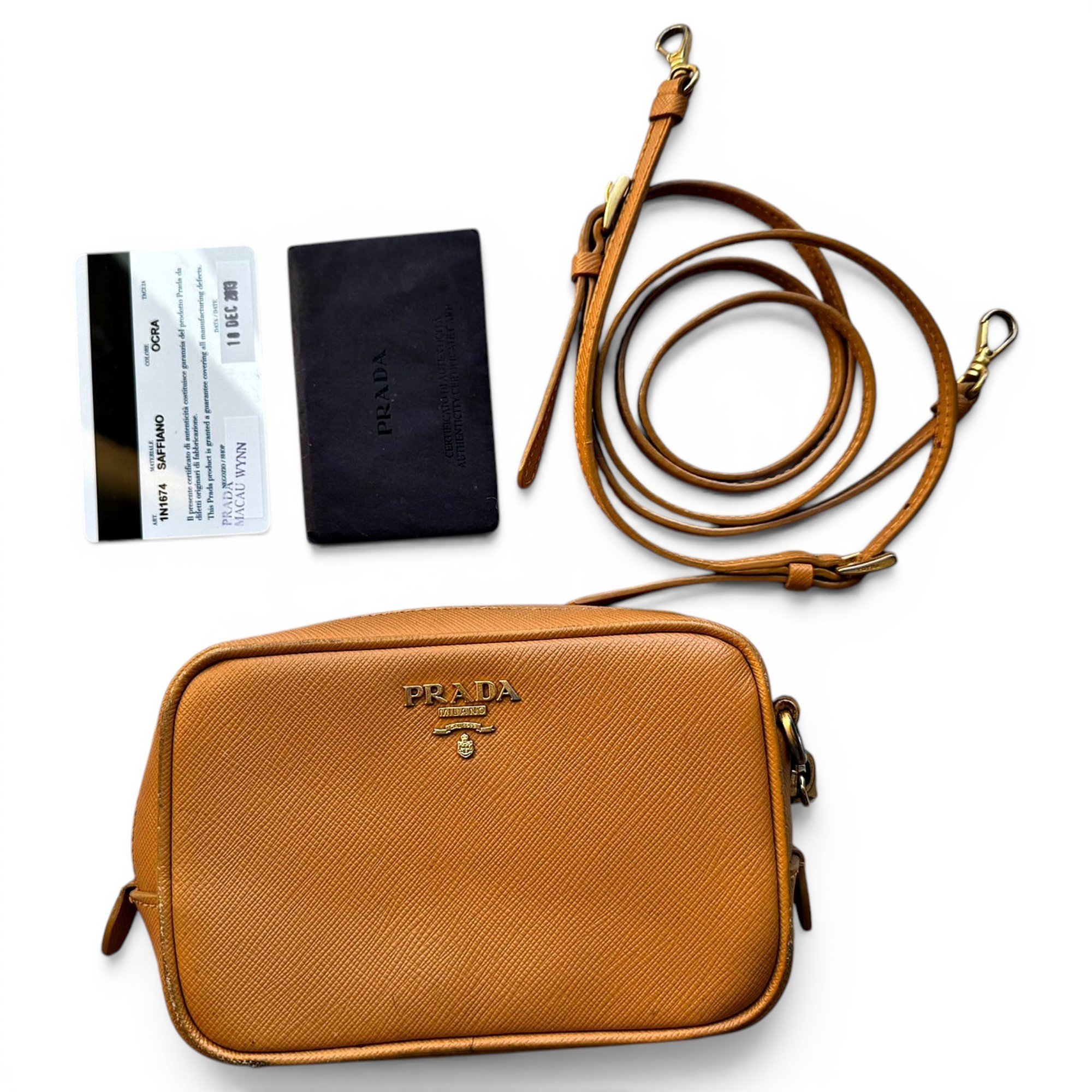 Leather handbag