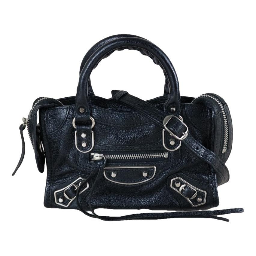 City leather handbag