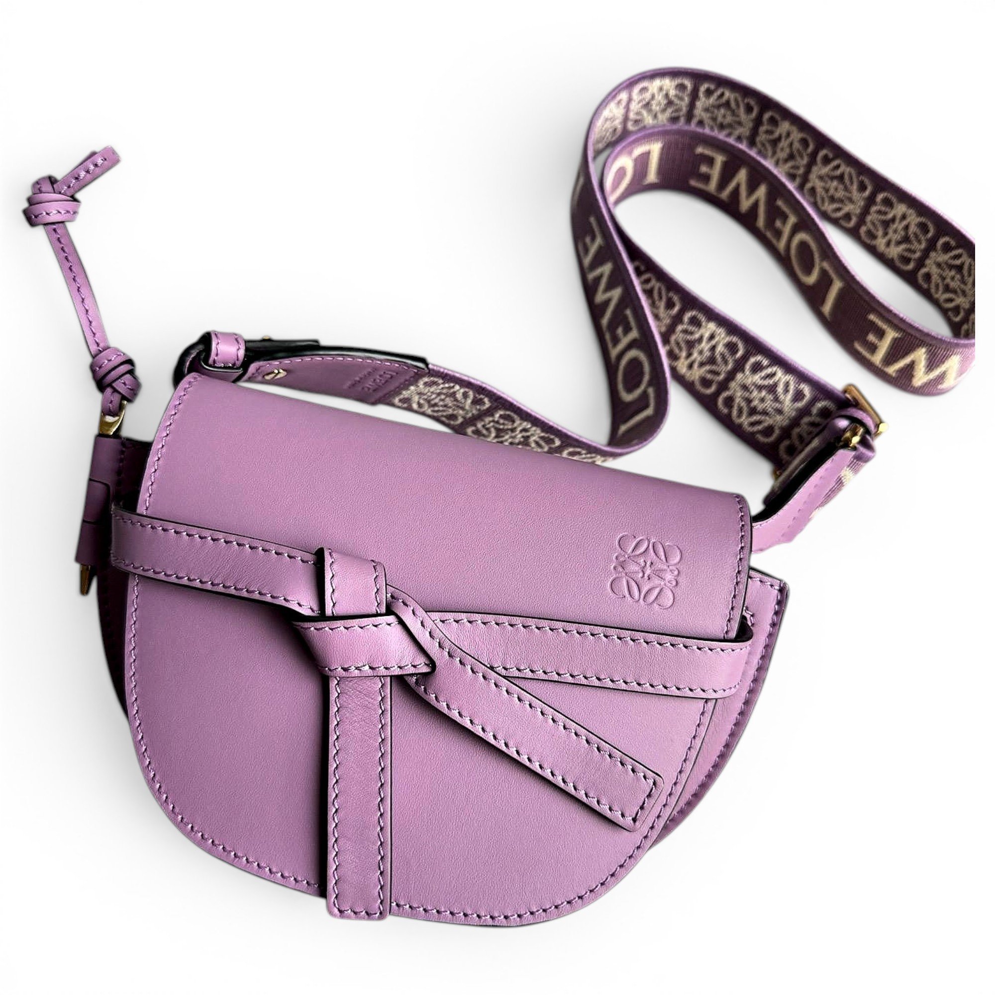 Leather crossbody bag