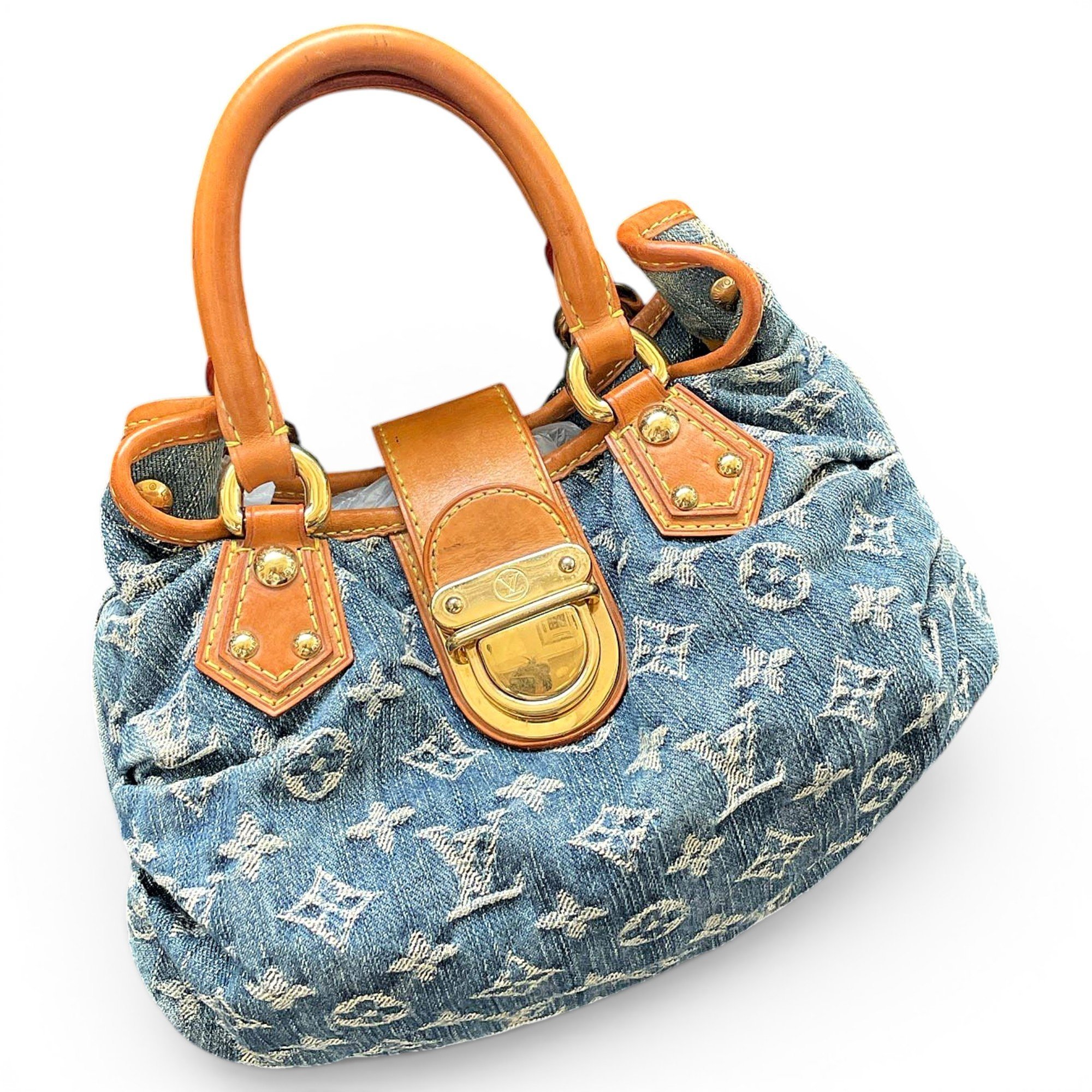 Pleaty cloth handbag