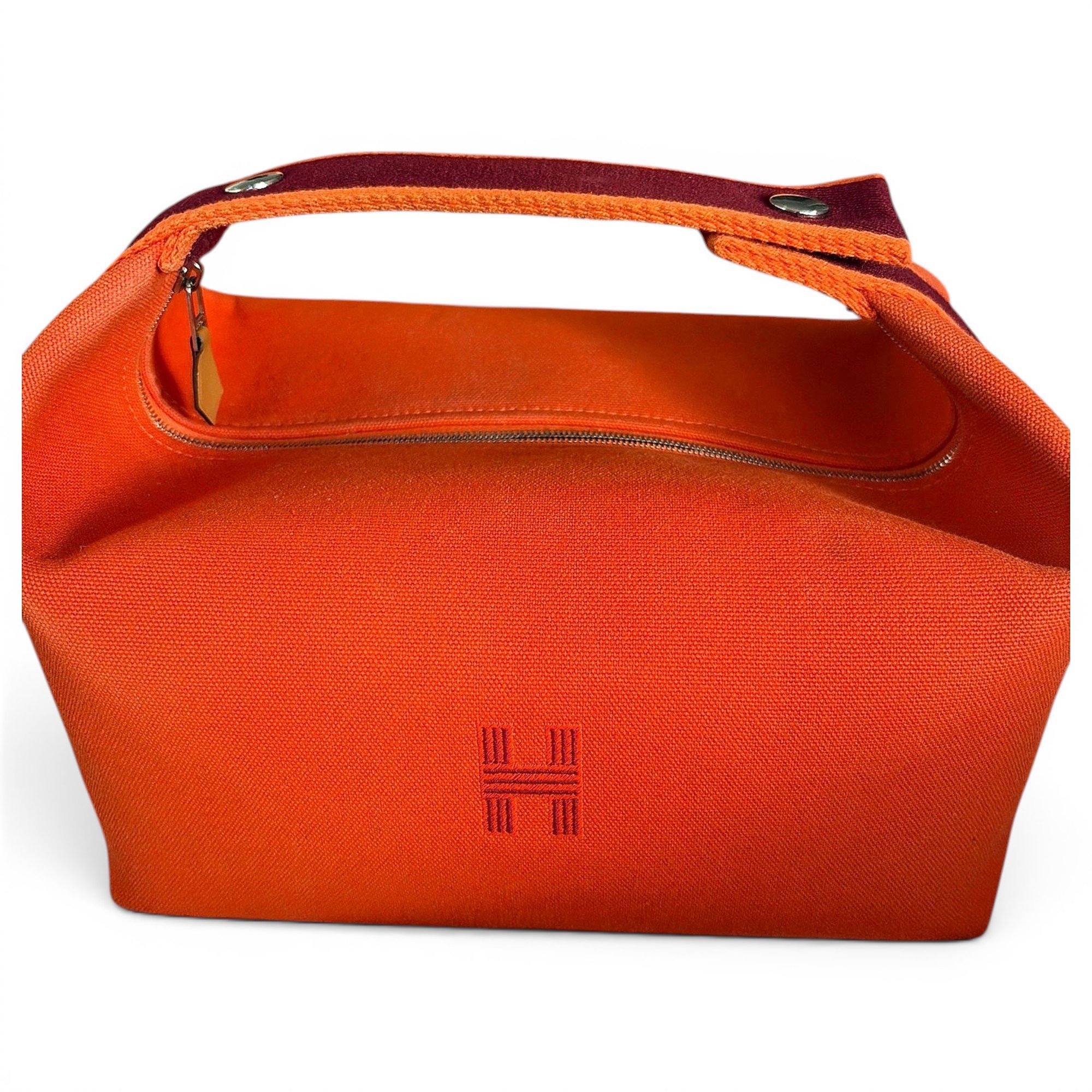 Bride à brac cloth vanity case