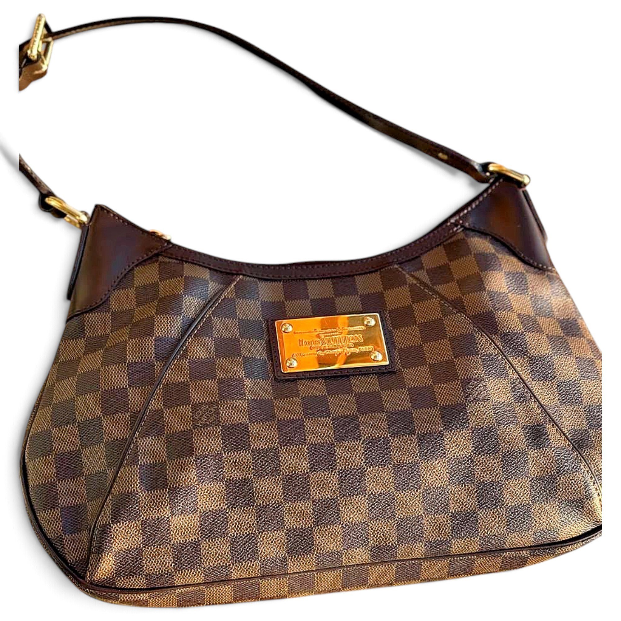 Thames leather handbag