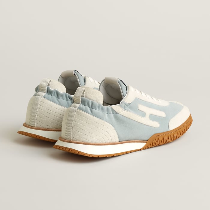 Jet Sneaker