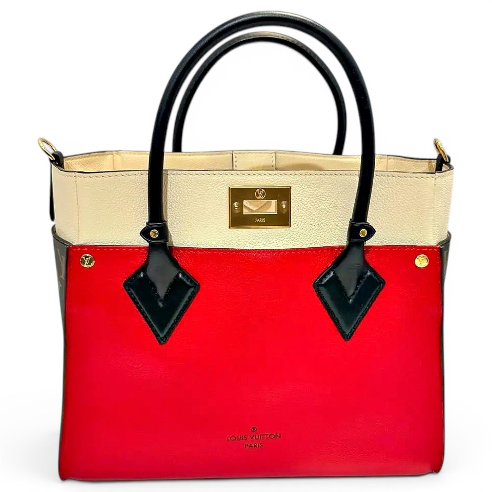 On My Side leather crossbody bag