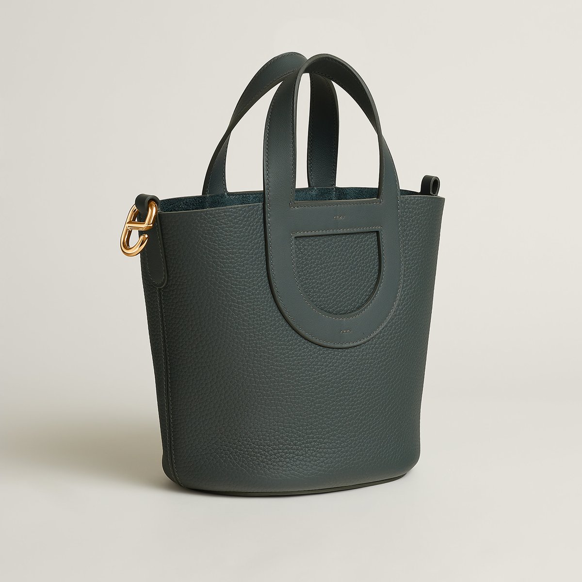 Hermès In-the-Loop 18 백
