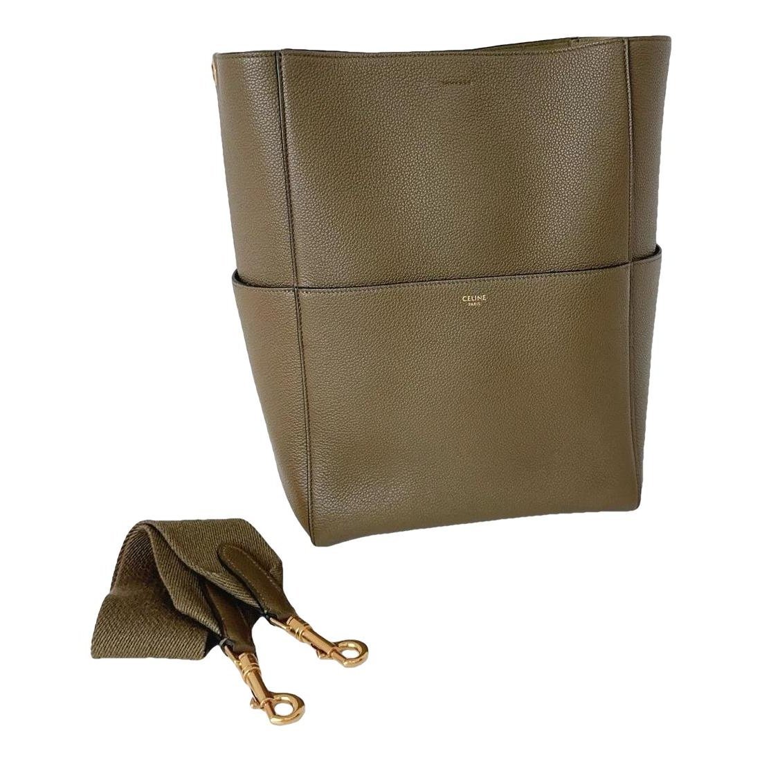 Leather handbag
