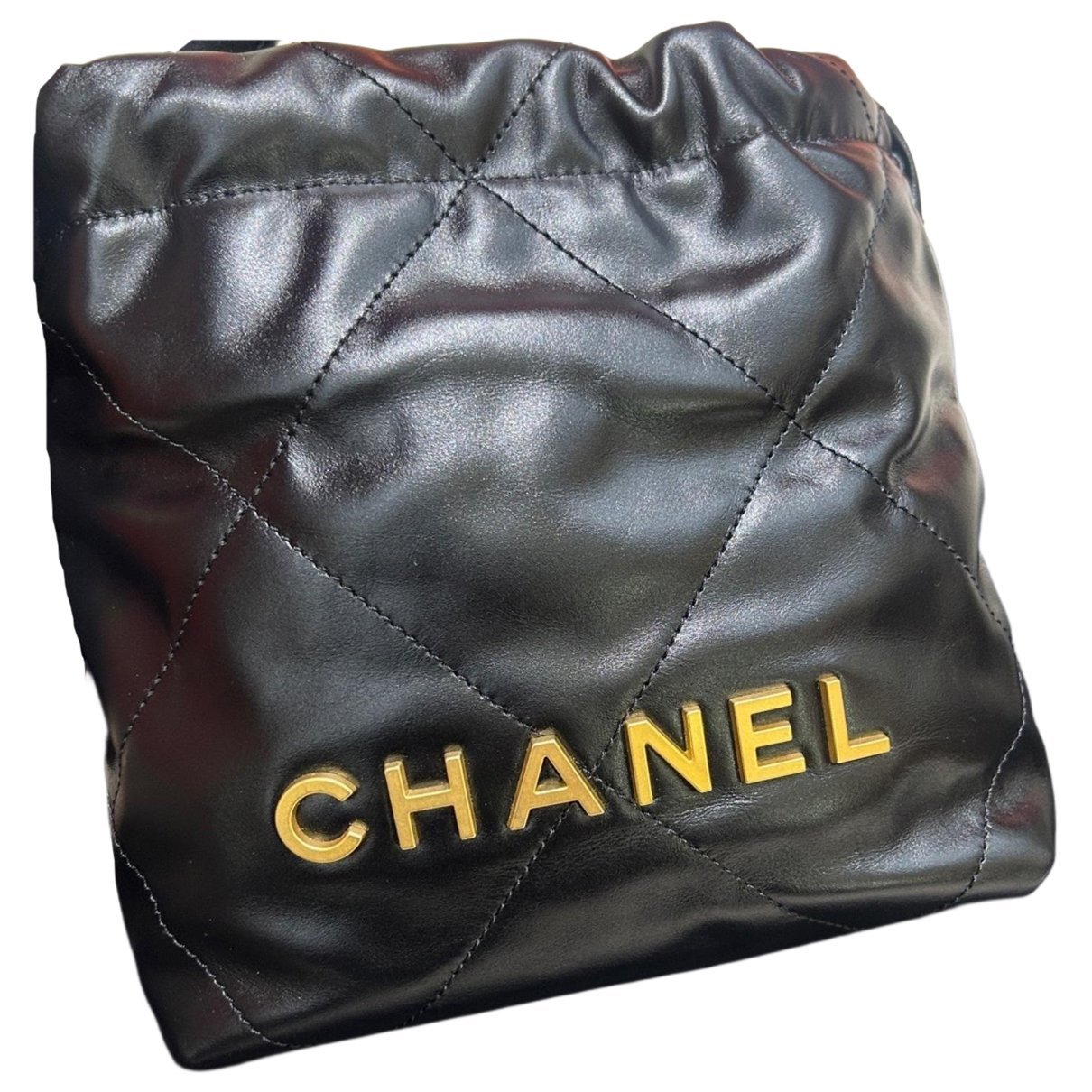 Chanel 22 leather crossbody bag