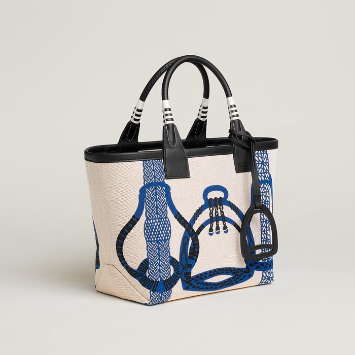 Steeple 25 Bag