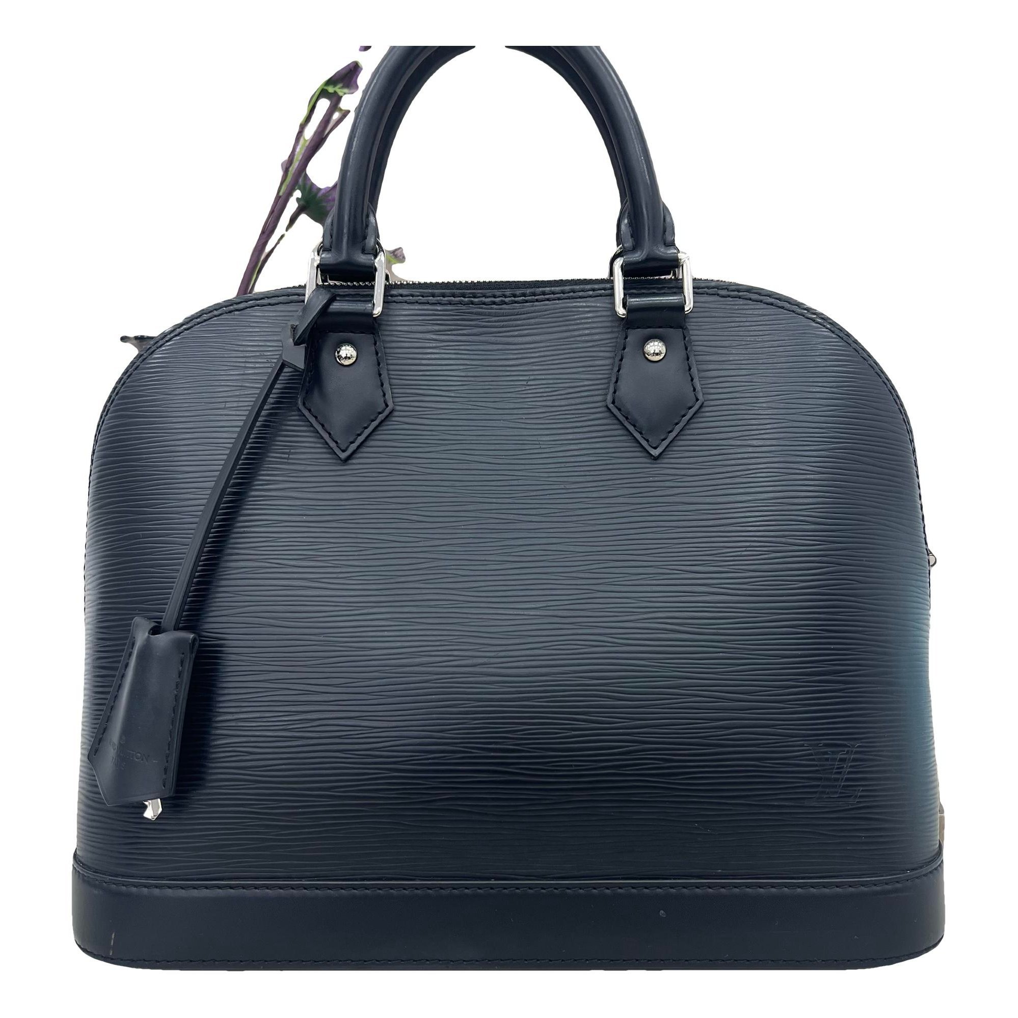Alma leather handbag