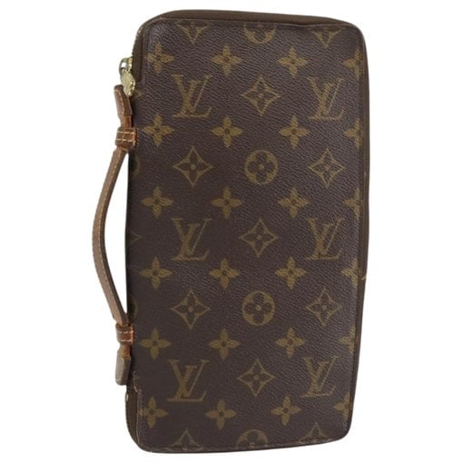 Leather travel bag