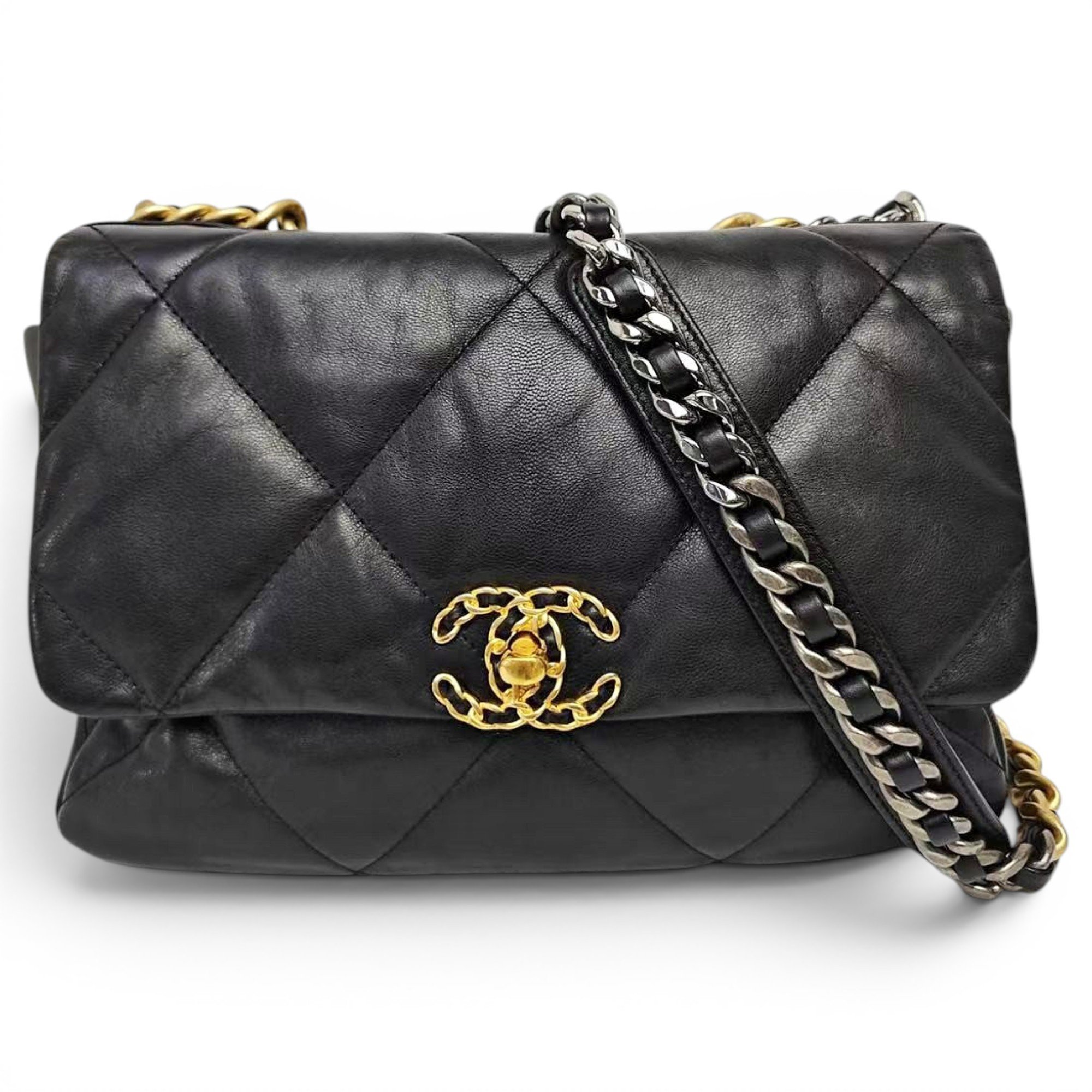Chanel 19 leather handbag