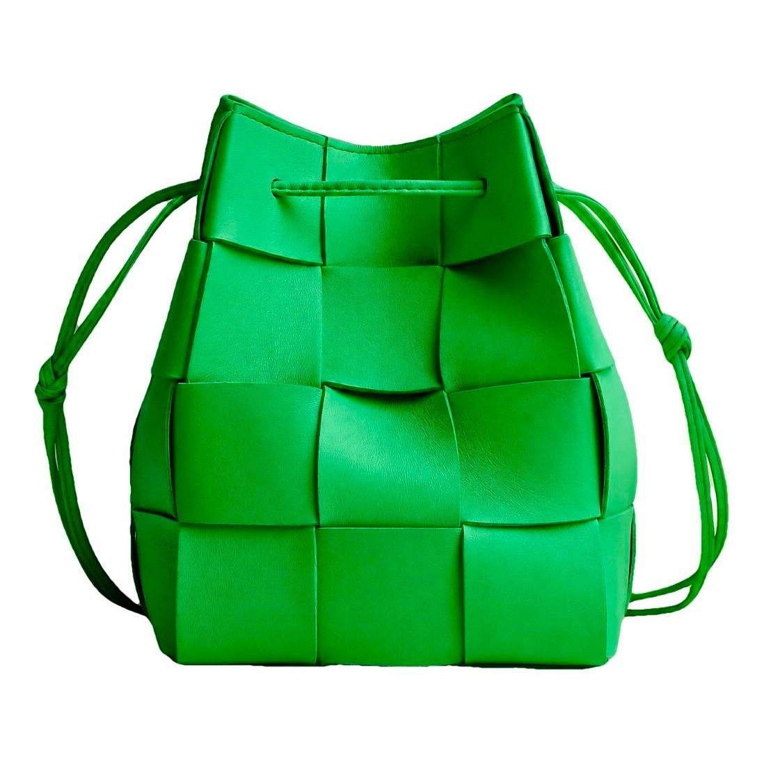 Cassette Bucket leather handbag