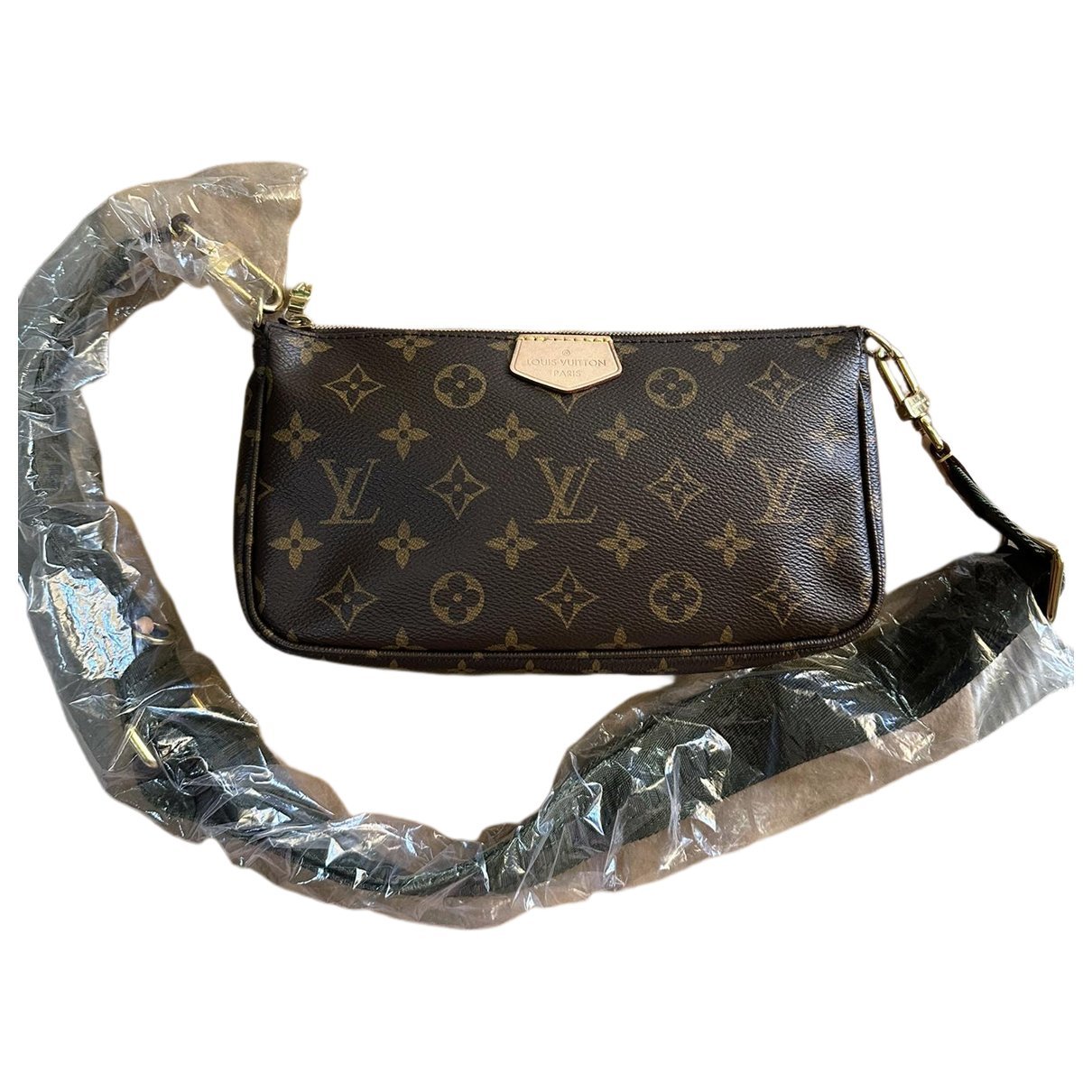 Louis Vuitton Multi Pochette Accessoires leather crossbody bag
