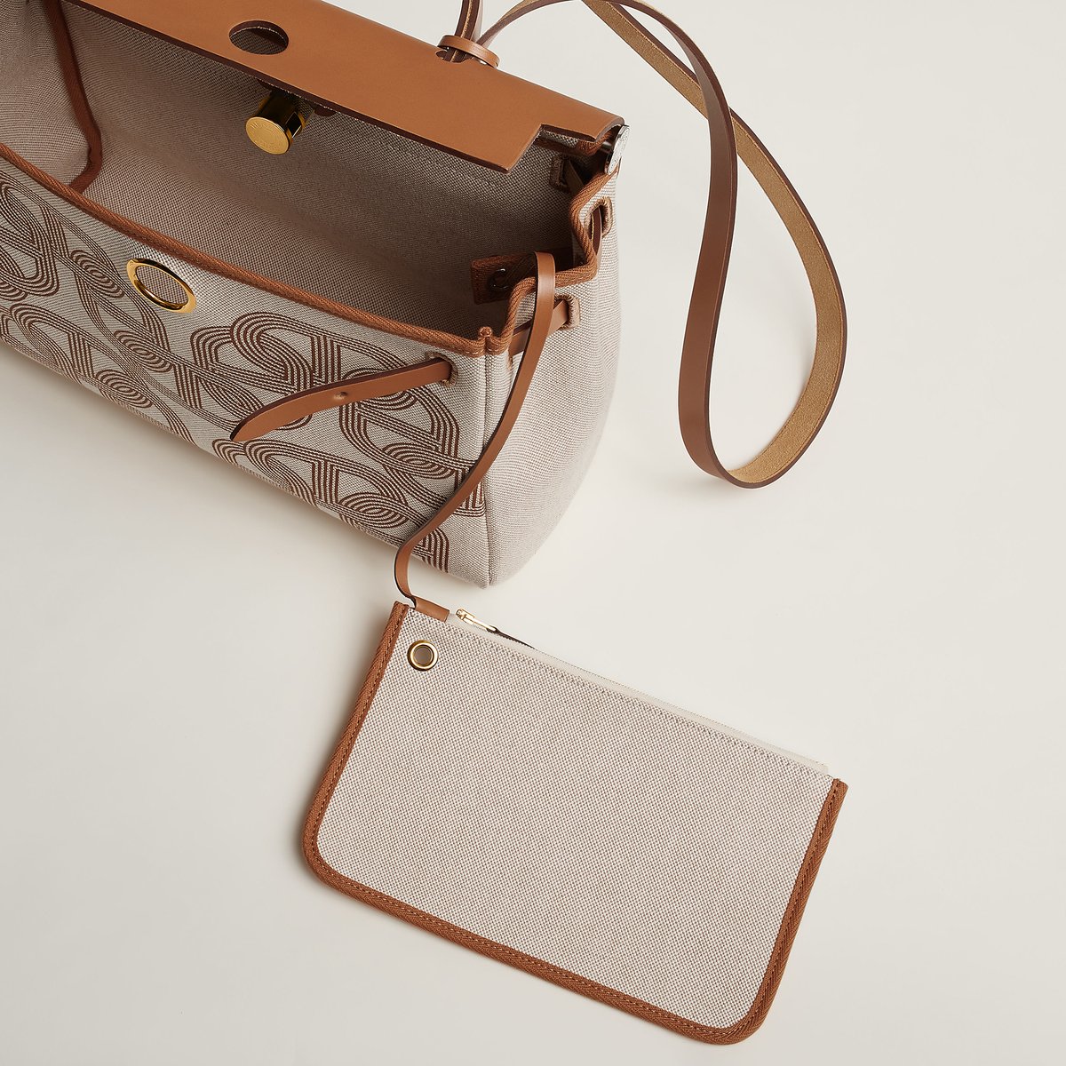 バッグ 《エールバッグ・ジップ》 31 ルトゥルネ