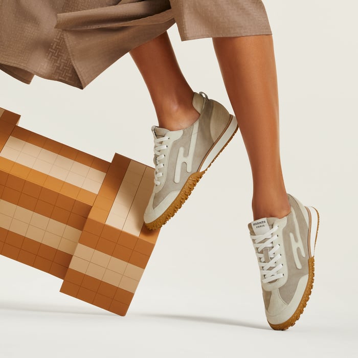 Jet Sneaker