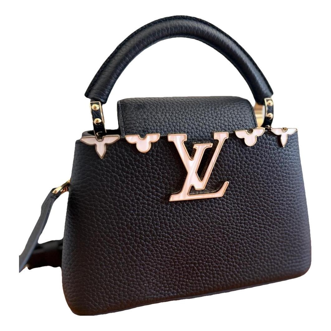 Capucines leather handbag
