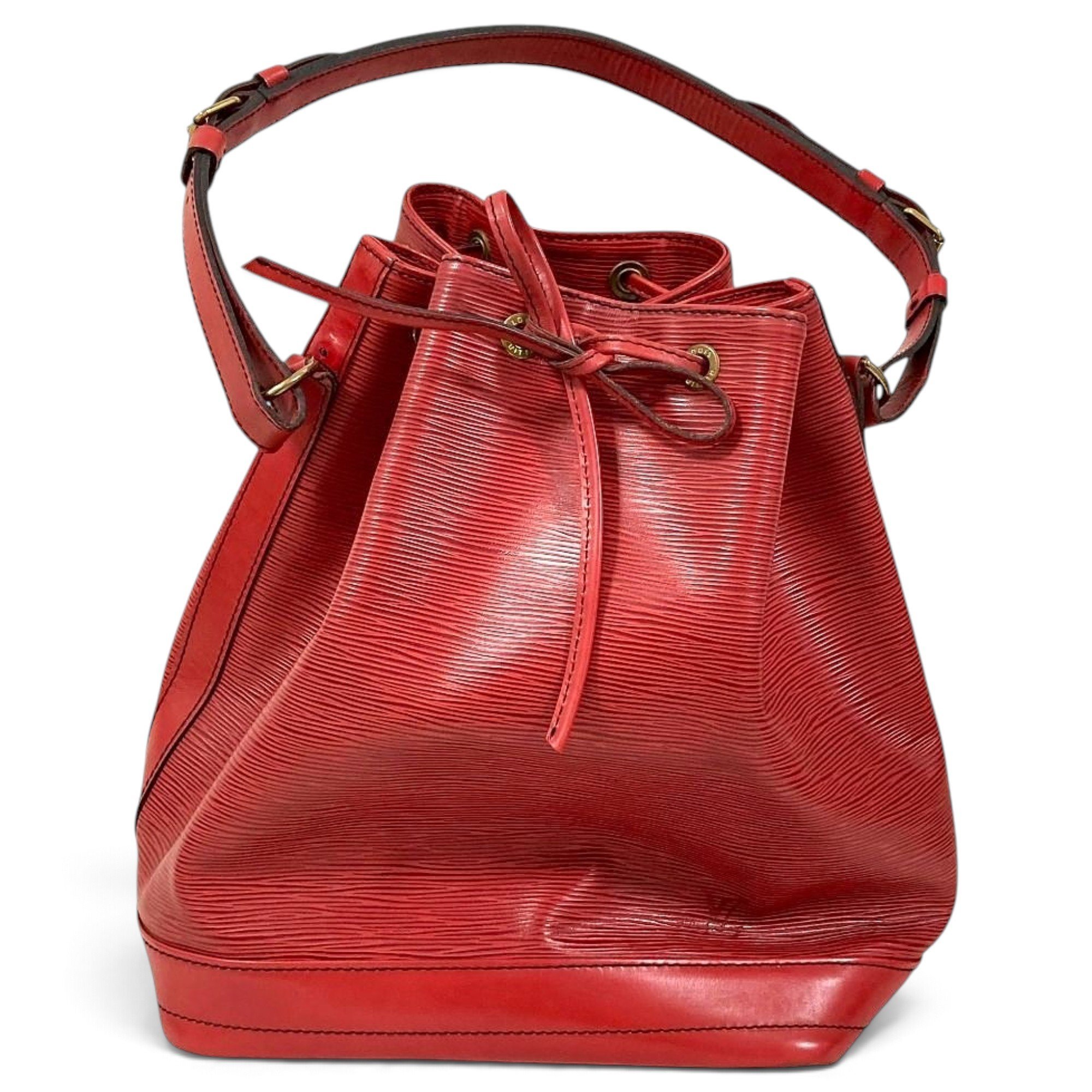Noé leather bag