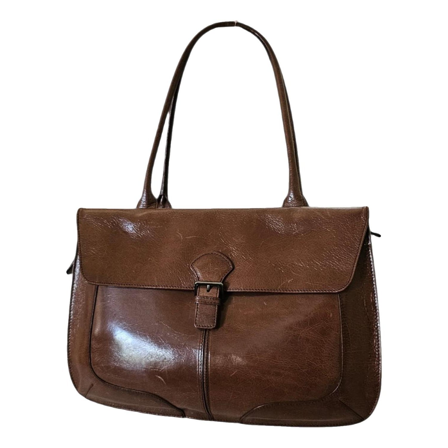Leather handbag