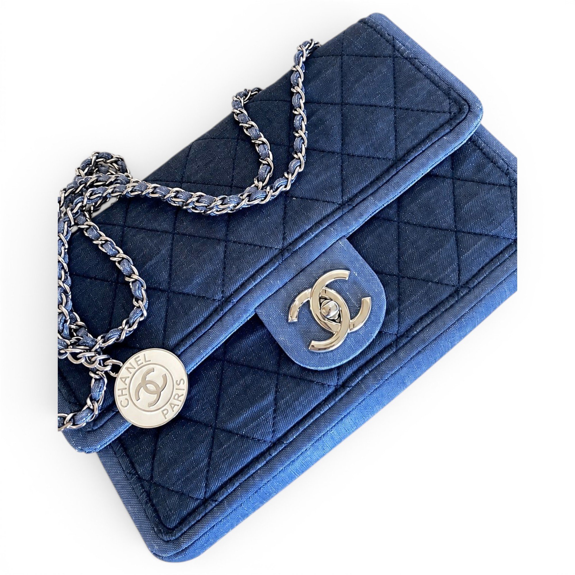 Timeless/Classique handbag