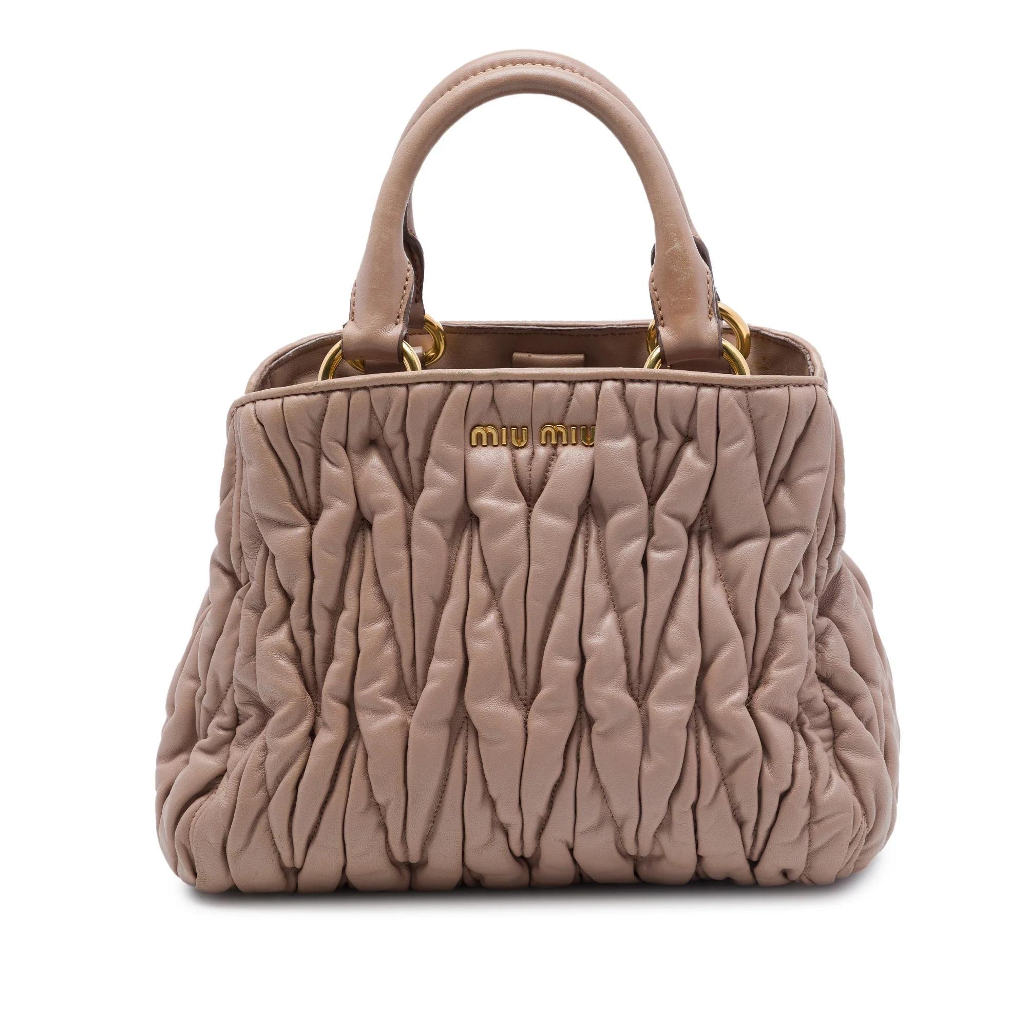 Matelassé leather handbag